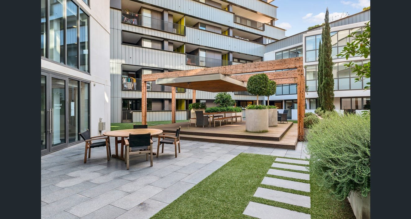 502/132 Smith Street, Collingwood image 6