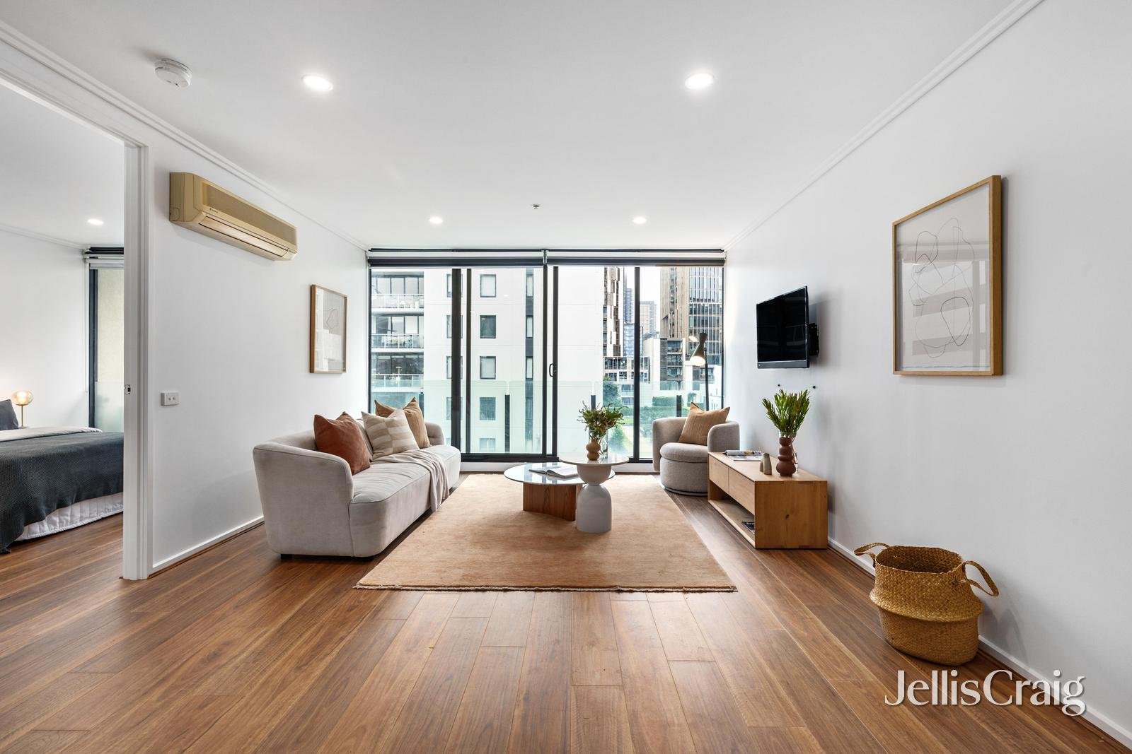502/38 Bank Street, South&nbsp;Melbourne image 1