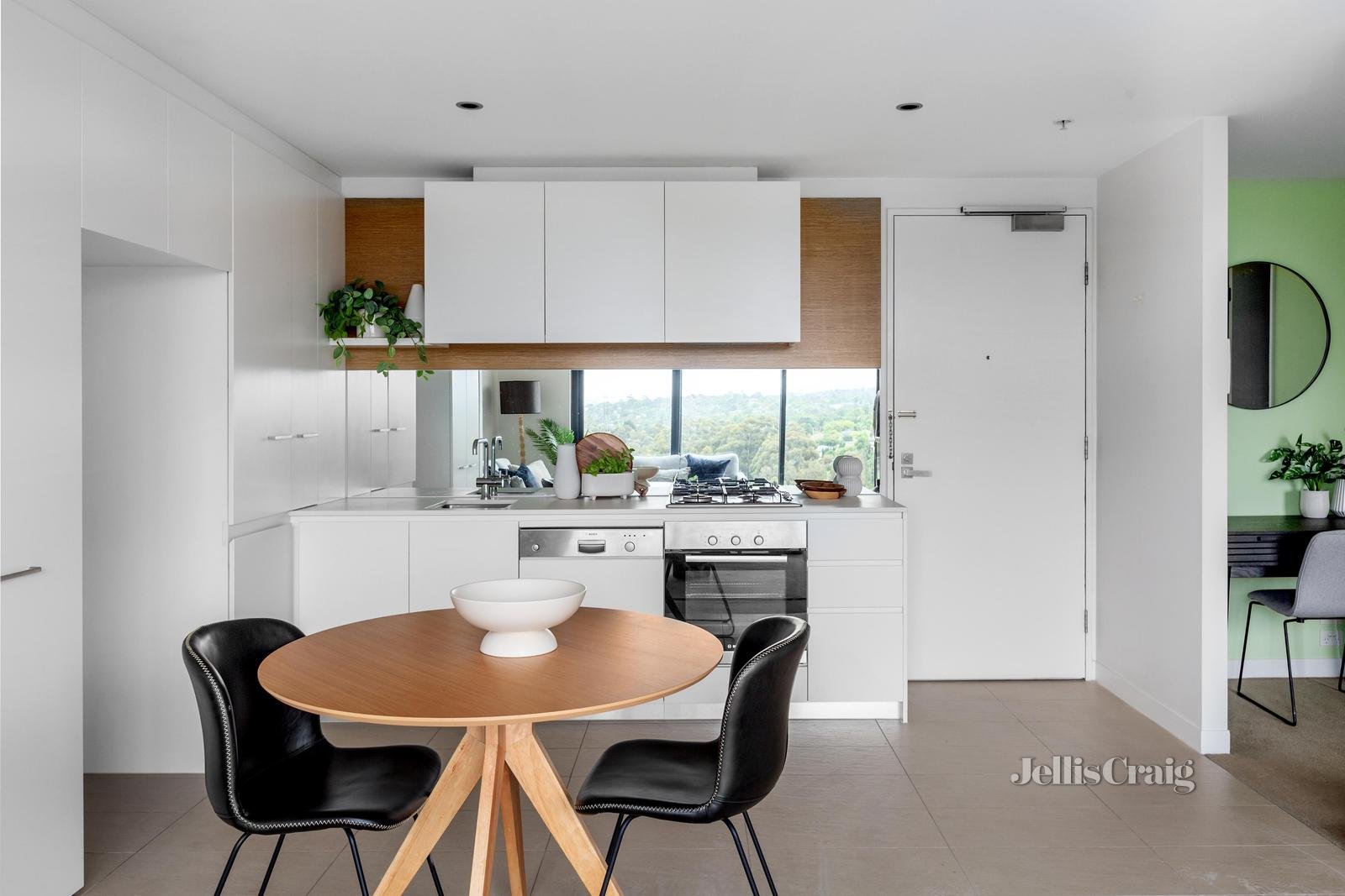 502/770D Toorak Road, Glen Iris image 3