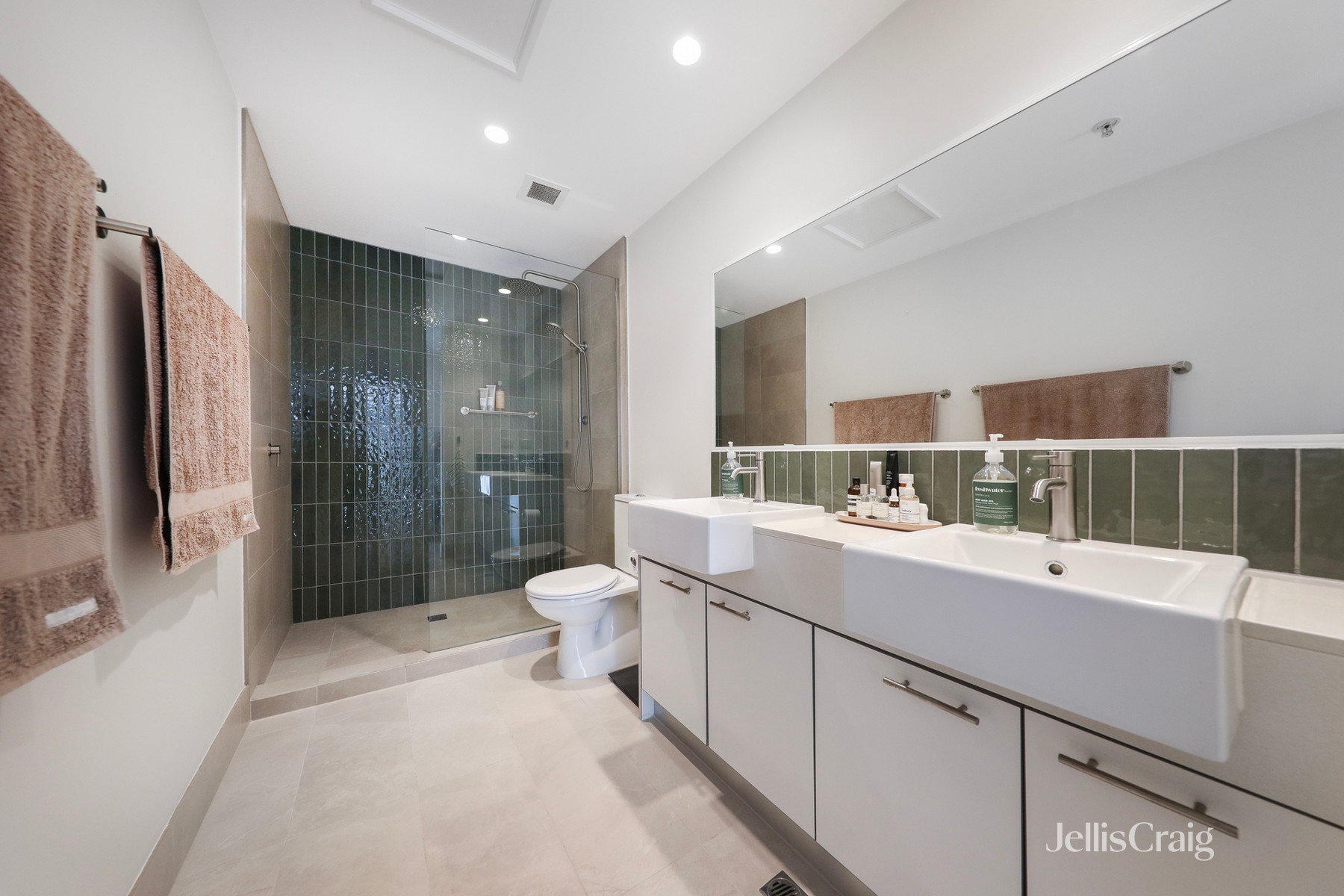 502/77A Little Oxford Street, Collingwood image 7