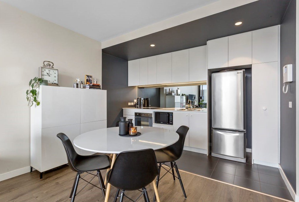 503/1 Studio Walk, Richmond image 2