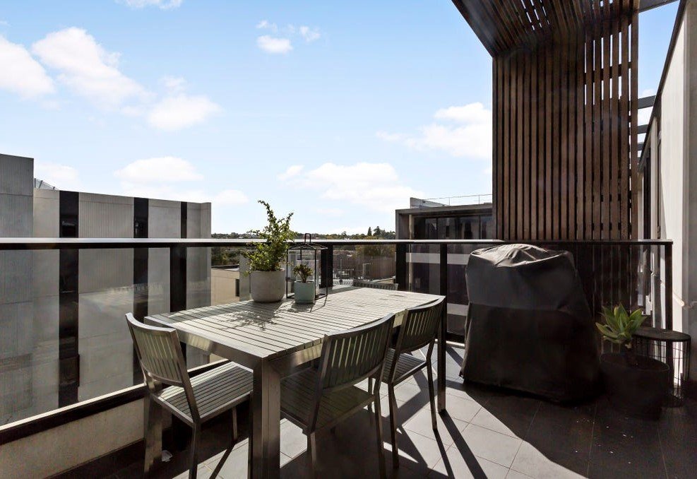 503/1 Studio Walk, Richmond image 6