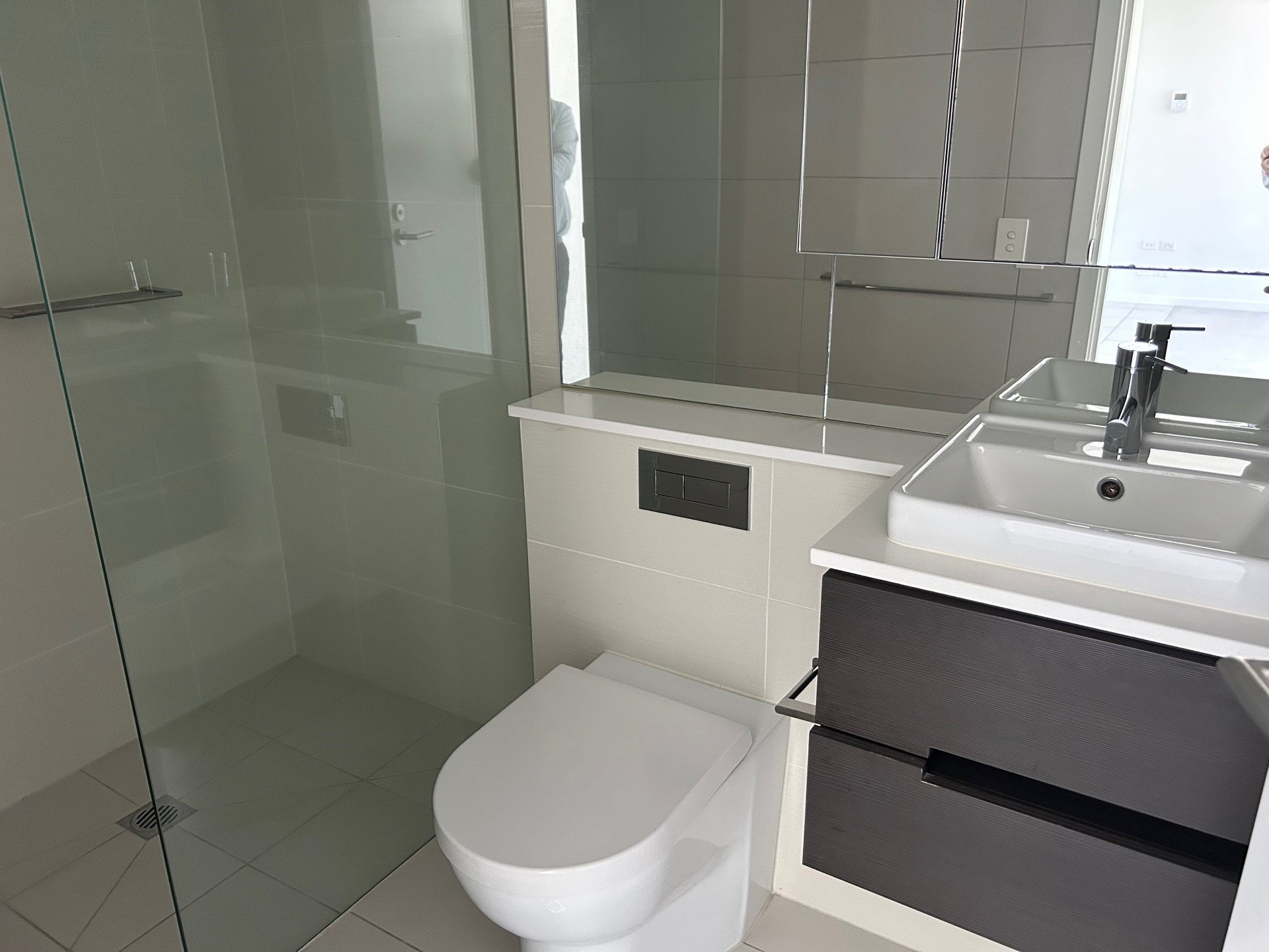 503/100 Lorimer Street, Docklands image 5