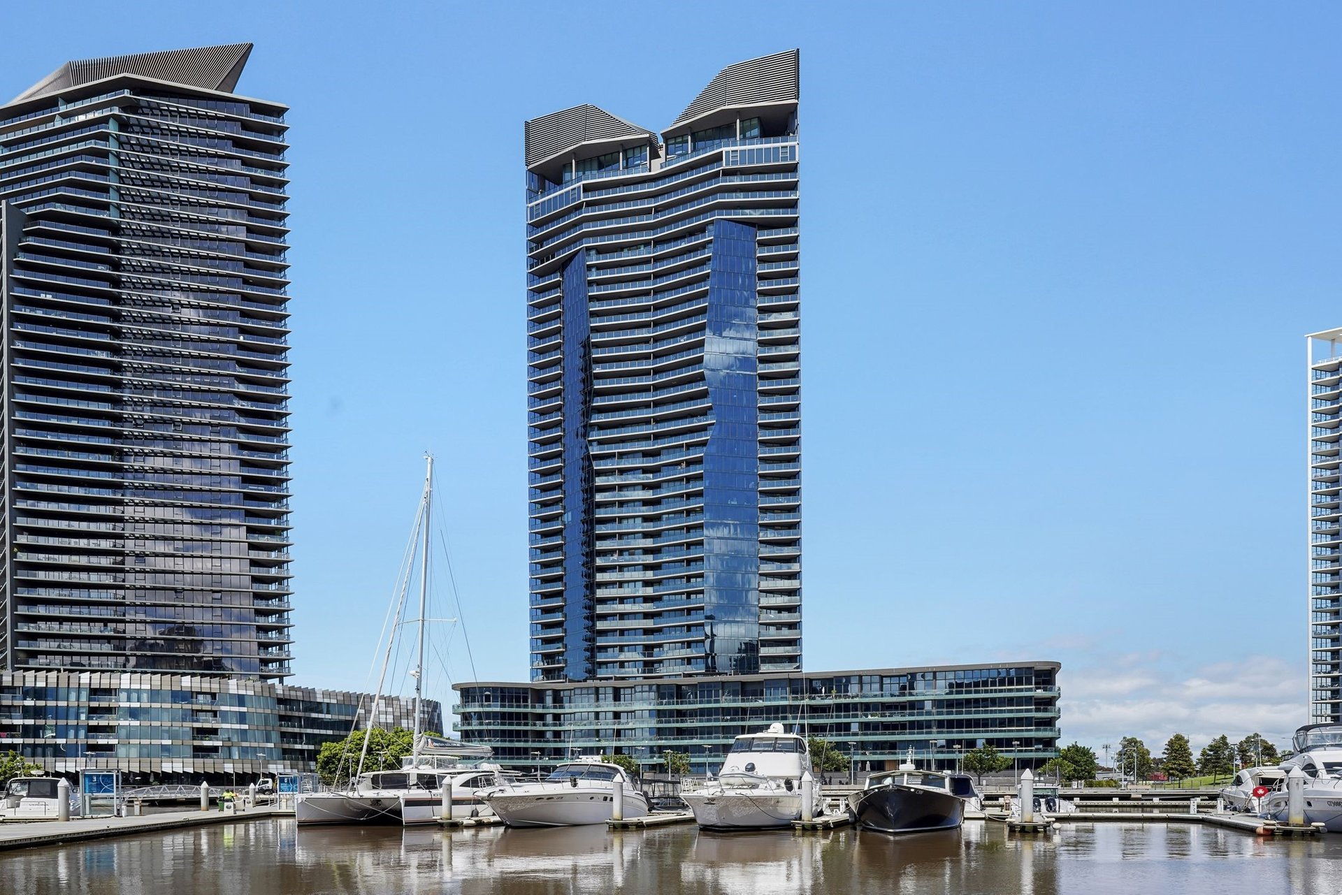 503/100 Lorimer Street, Docklands image 6