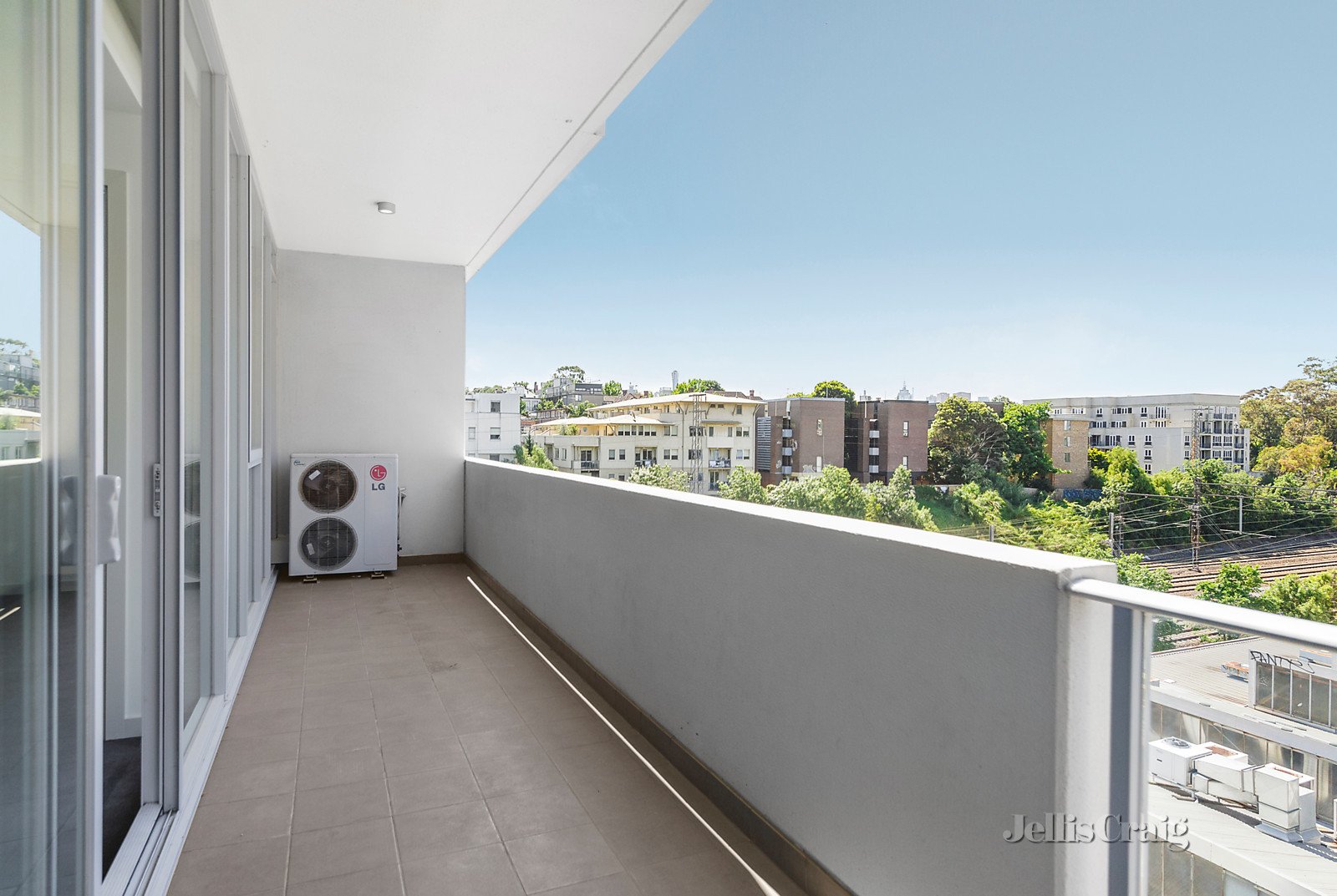 503/12 Yarra Street, South Yarra image 1