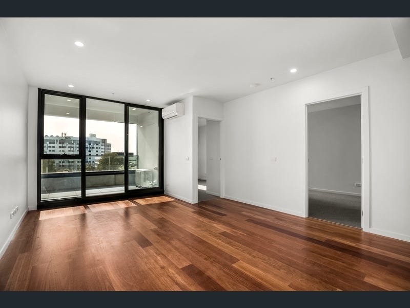 Property Gallery Thumbnail 2