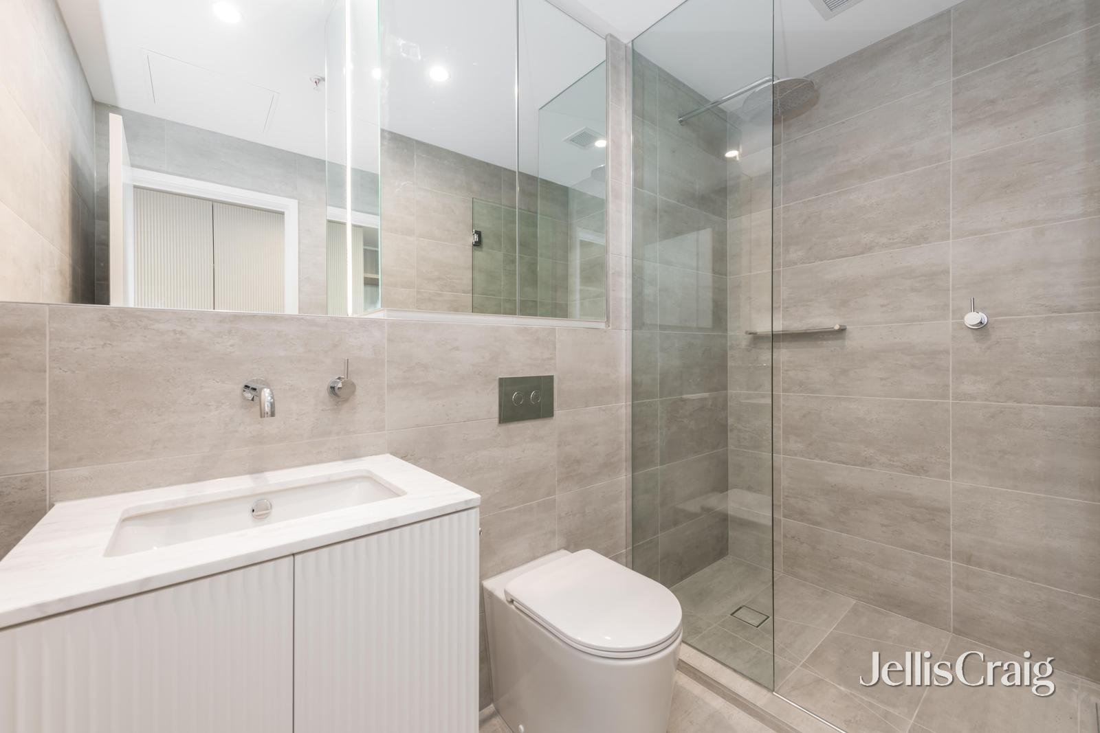 503/8 Keele Street, Collingwood image 4