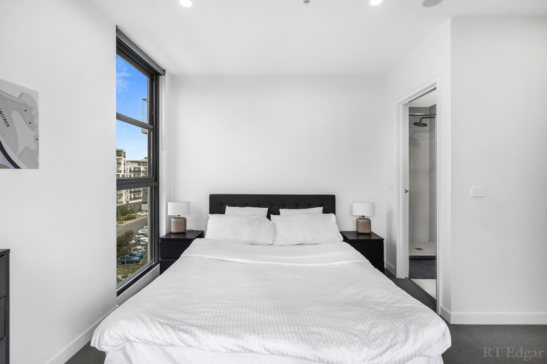 Property Gallery Thumbnail 5