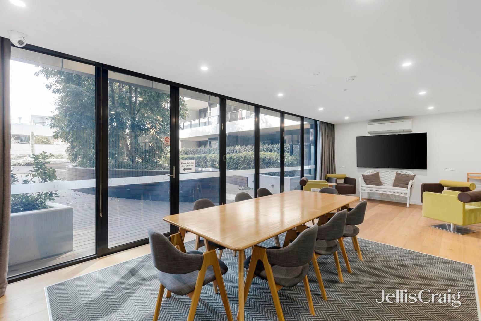 504/138 Camberwell Road, Hawthorn East image 10
