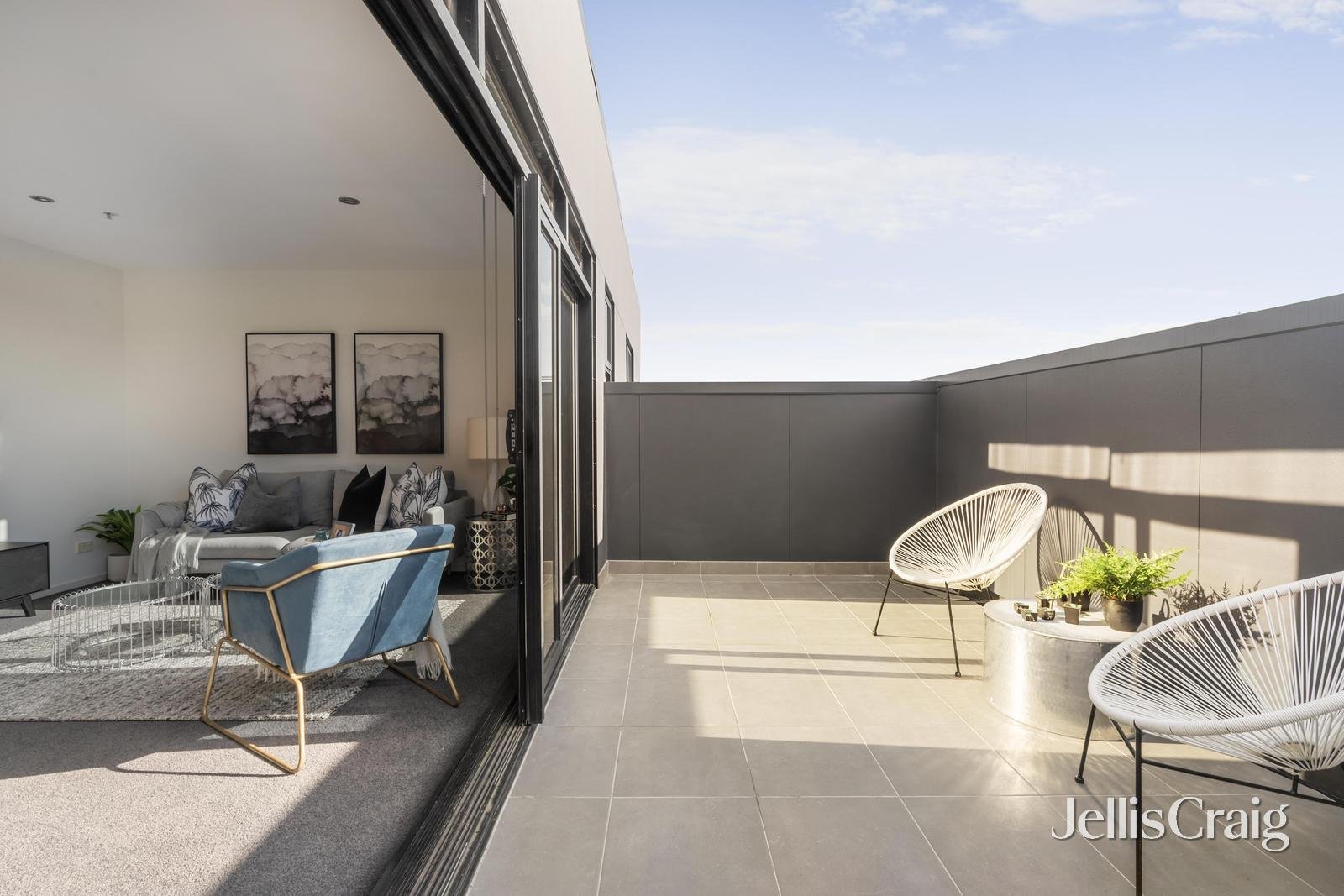 504/157-163 Burwood Road, Hawthorn image 2