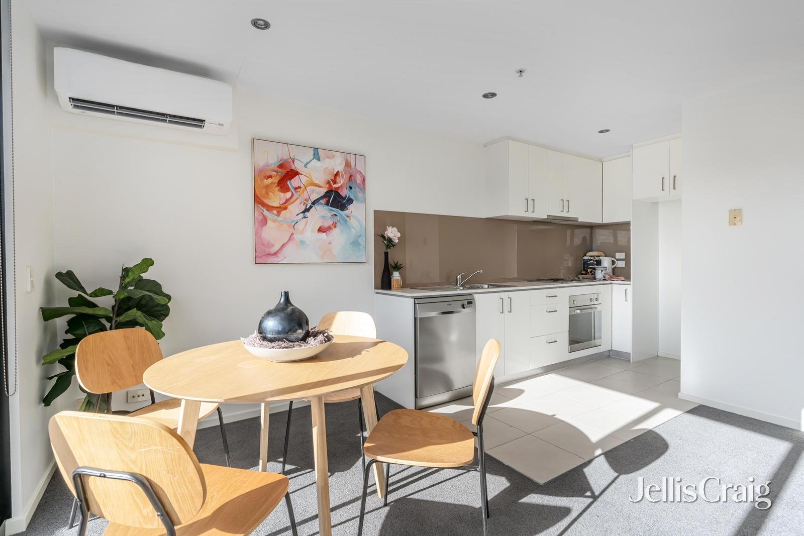 504/157-163 Burwood Road, Hawthorn image 4