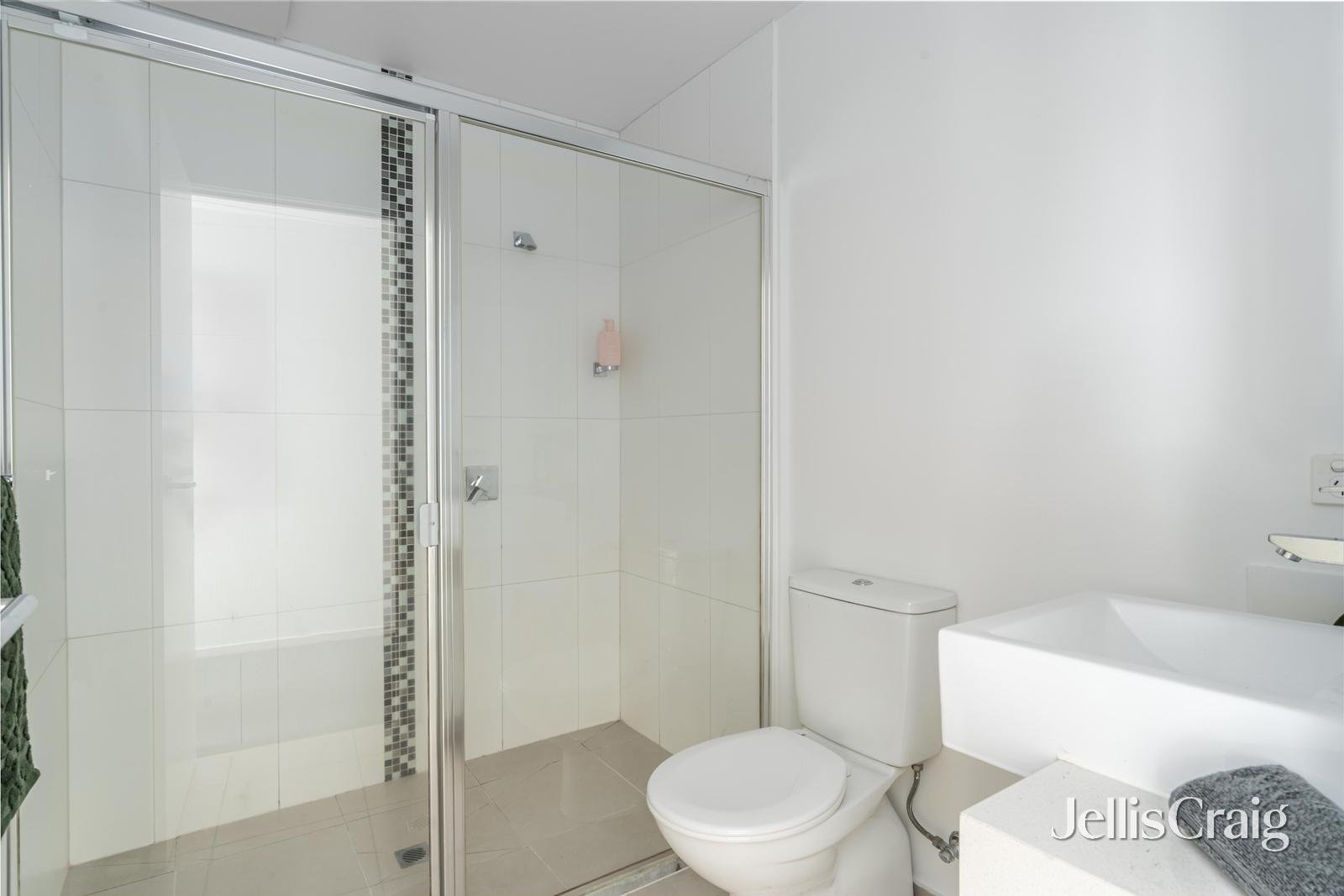 504/157-163 Burwood Road, Hawthorn image 7