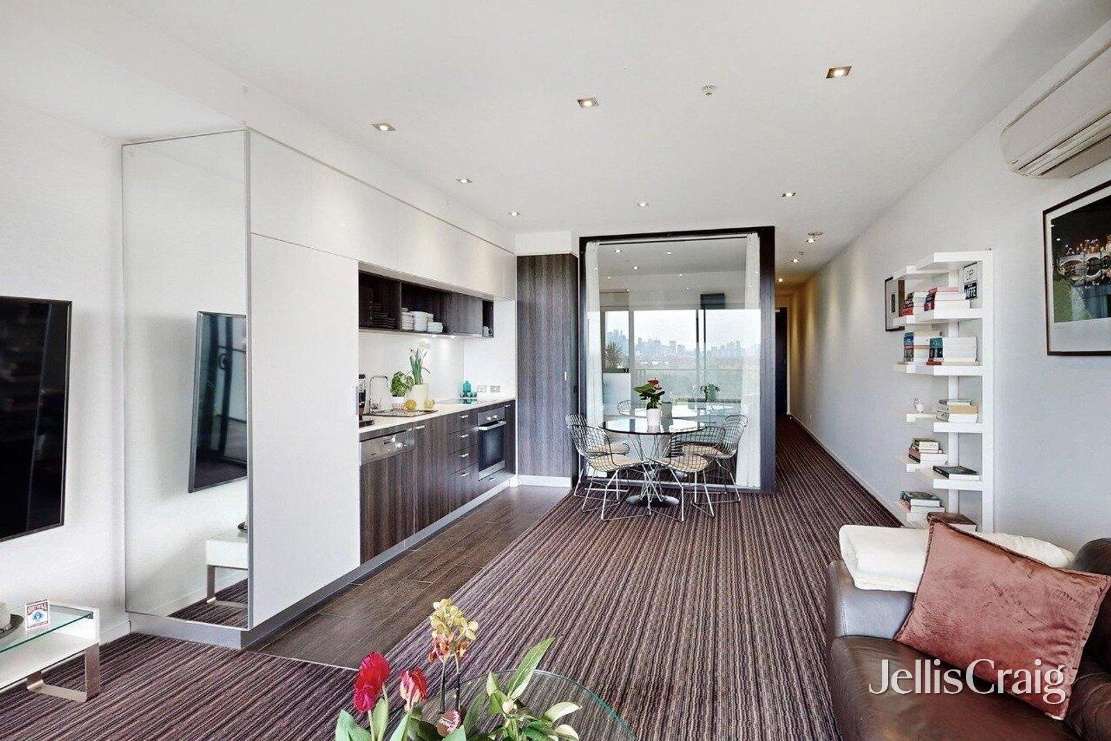 504/163 Fitzroy Street, St Kilda image 8