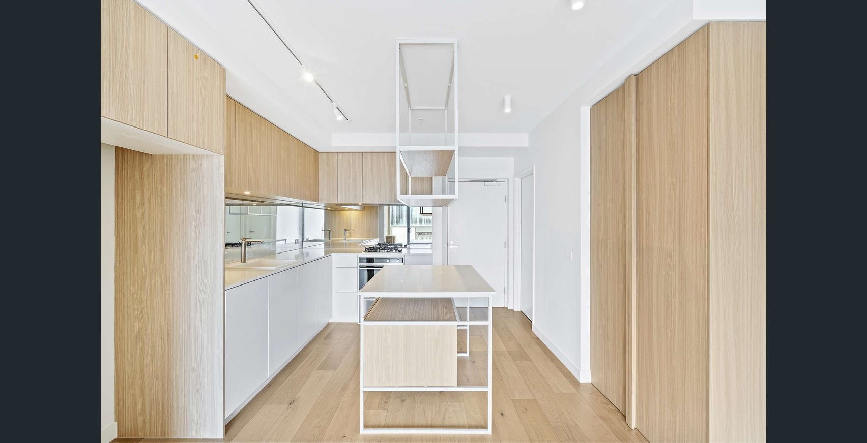 504/233 Maroondah Highway, Ringwood image 2