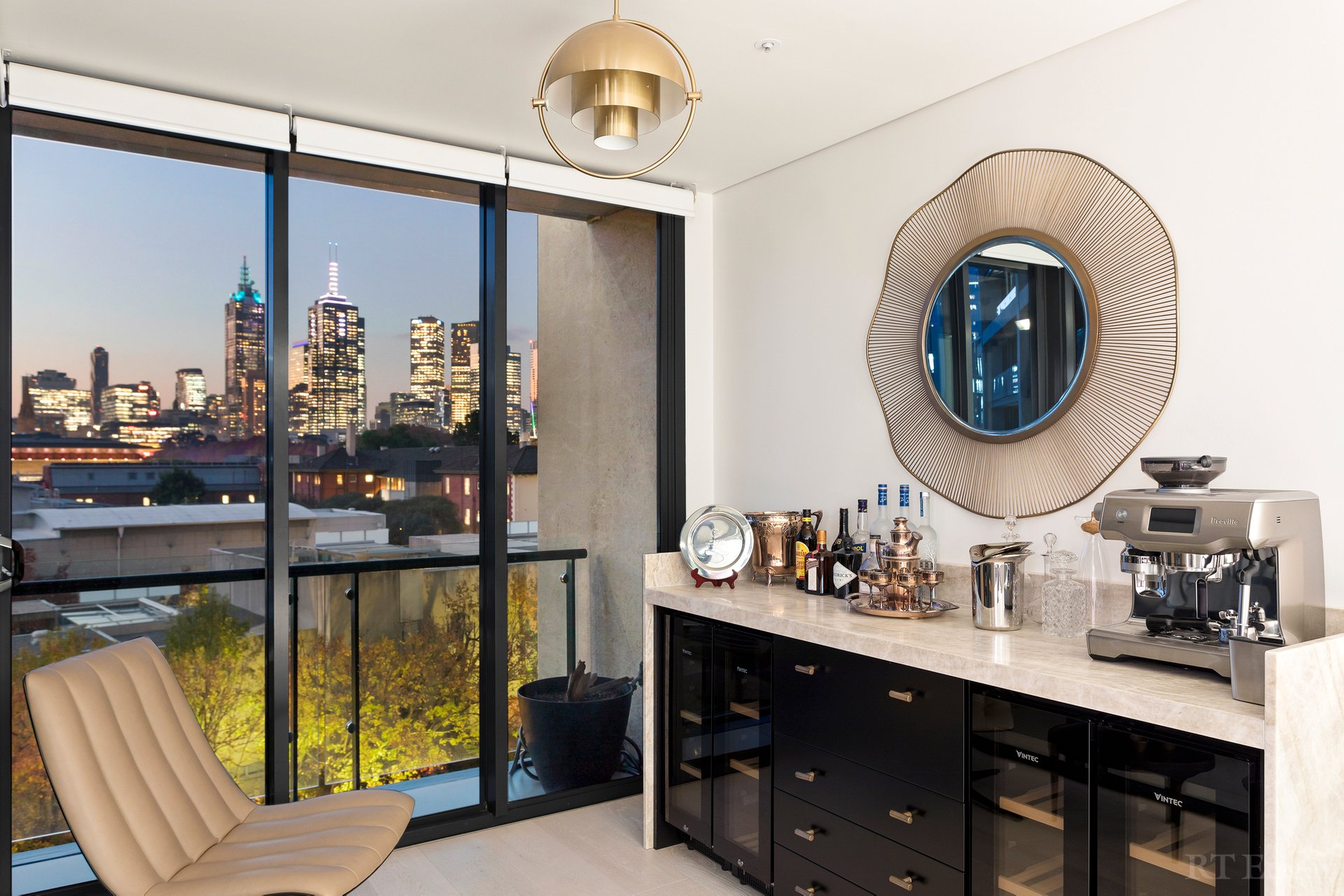 504/250 St Kilda Road, Southbank image 8