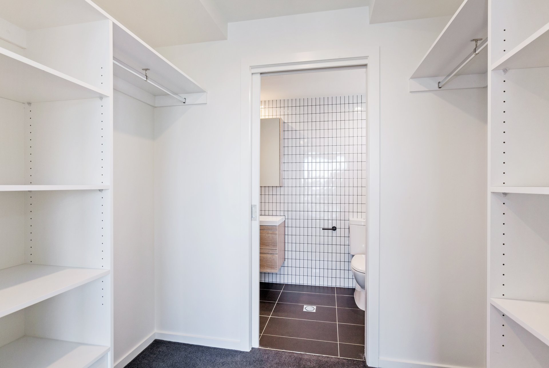 504/4 Moonering Drive, Coburg image 6