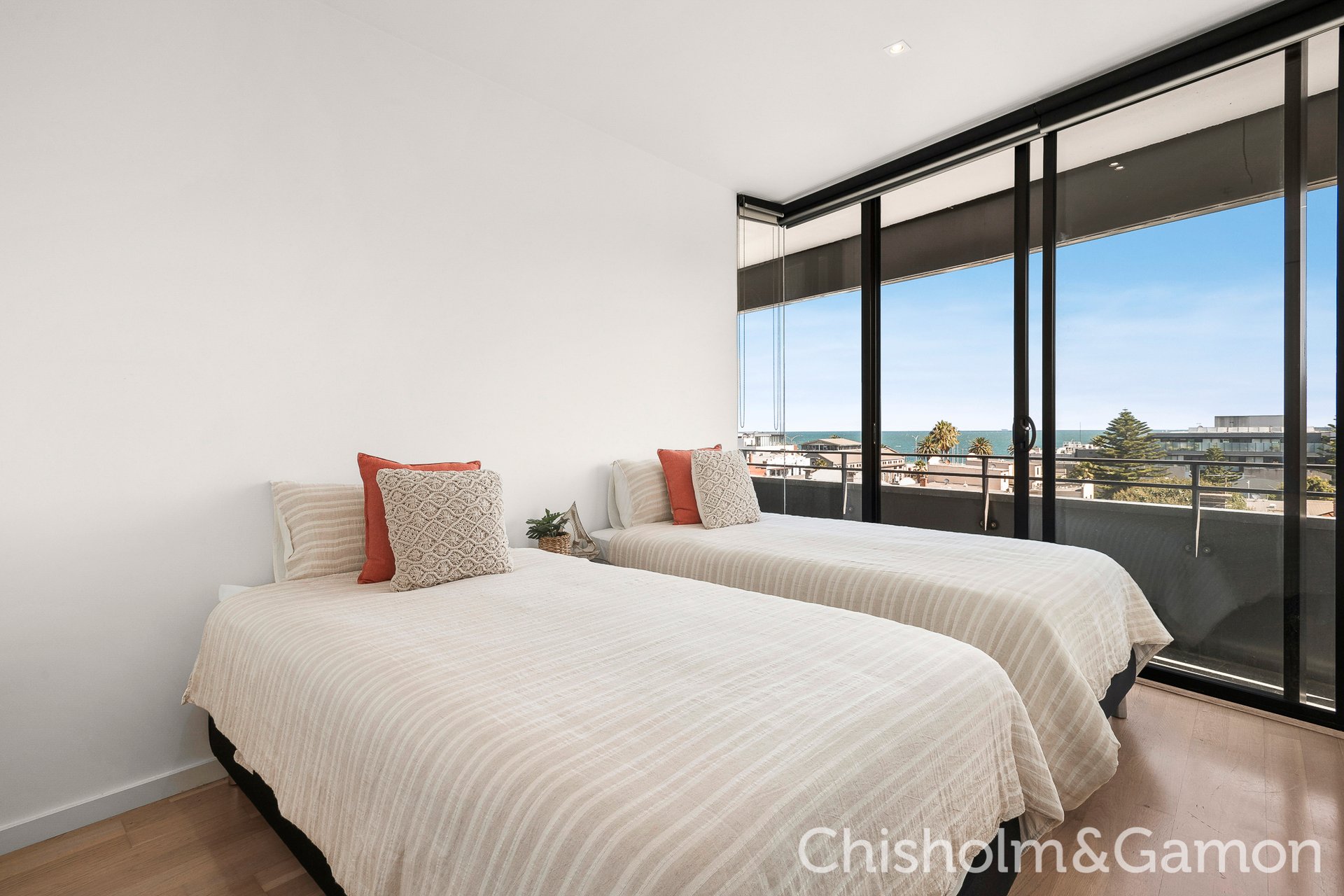 504/55 Bay Street, Port Melbourne image 9