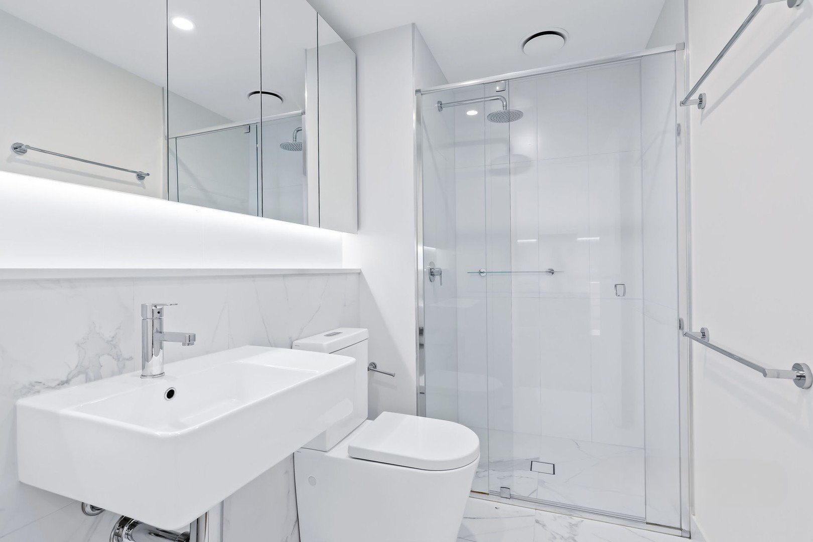 Property Gallery Thumbnail 6