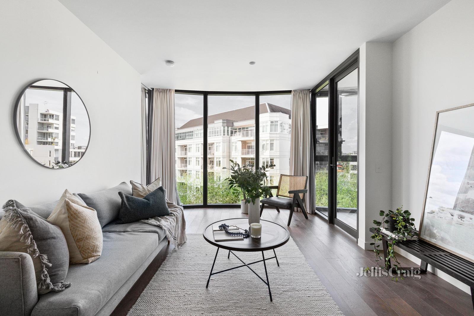 504/681 Chapel Street, South Yarra image 1