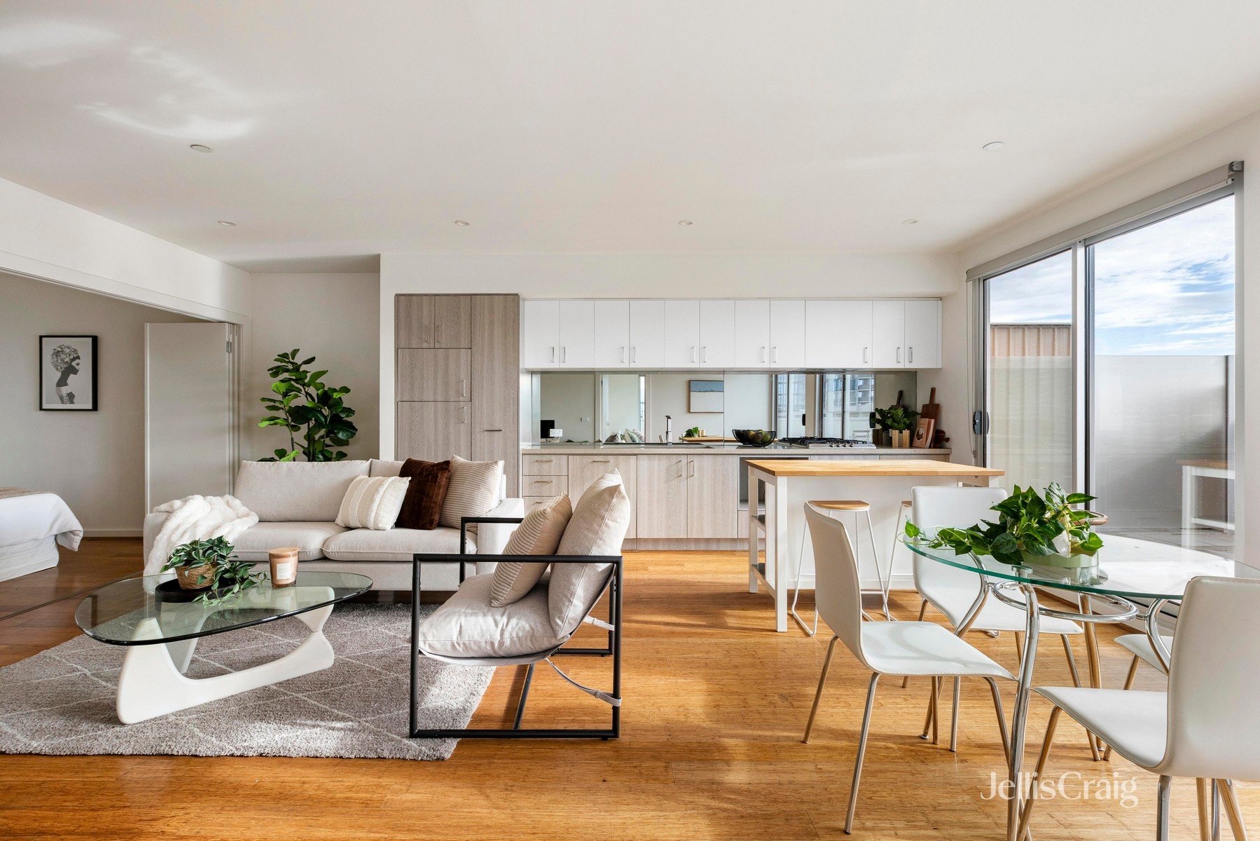 504/7 Warrs Avenue, Preston image 3