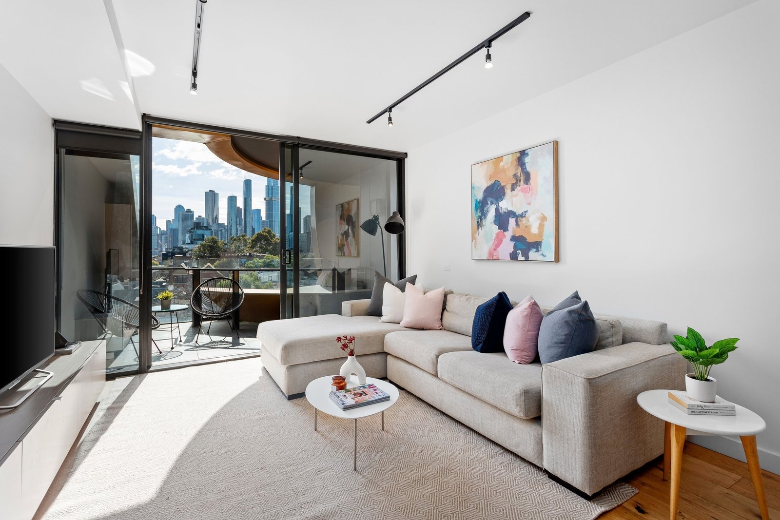 Property Gallery - Main Image