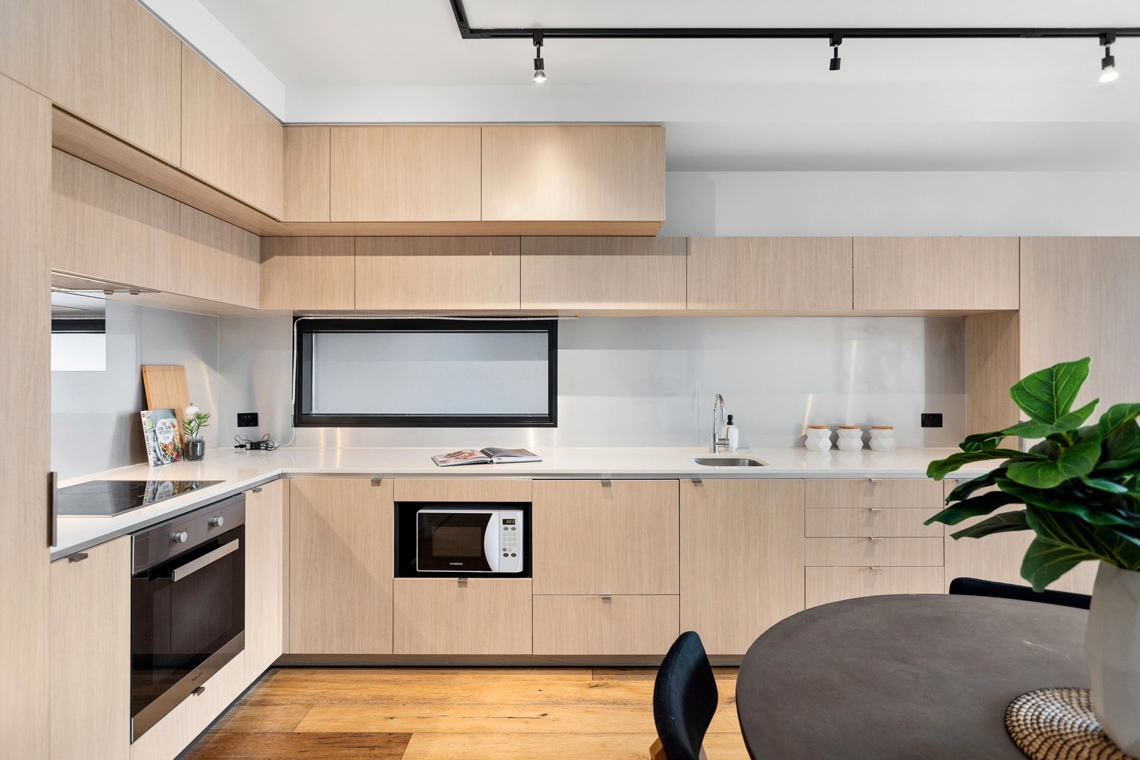 Property Gallery Thumbnail 3