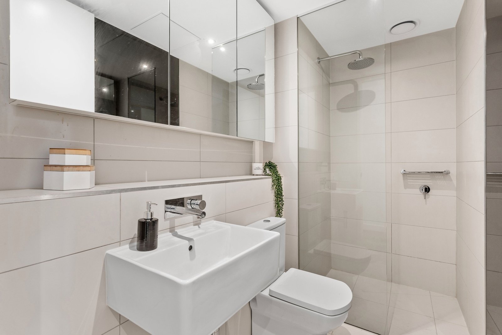 Property Gallery Thumbnail 10