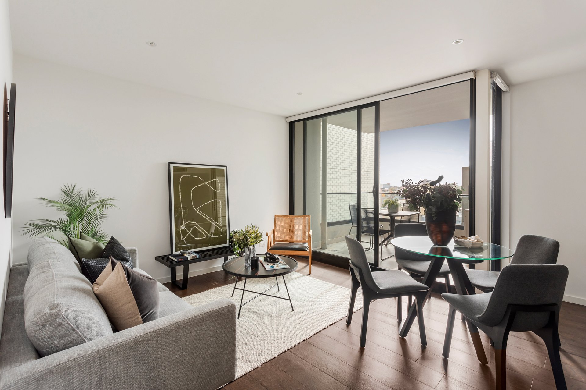 Property Gallery Thumbnail 2