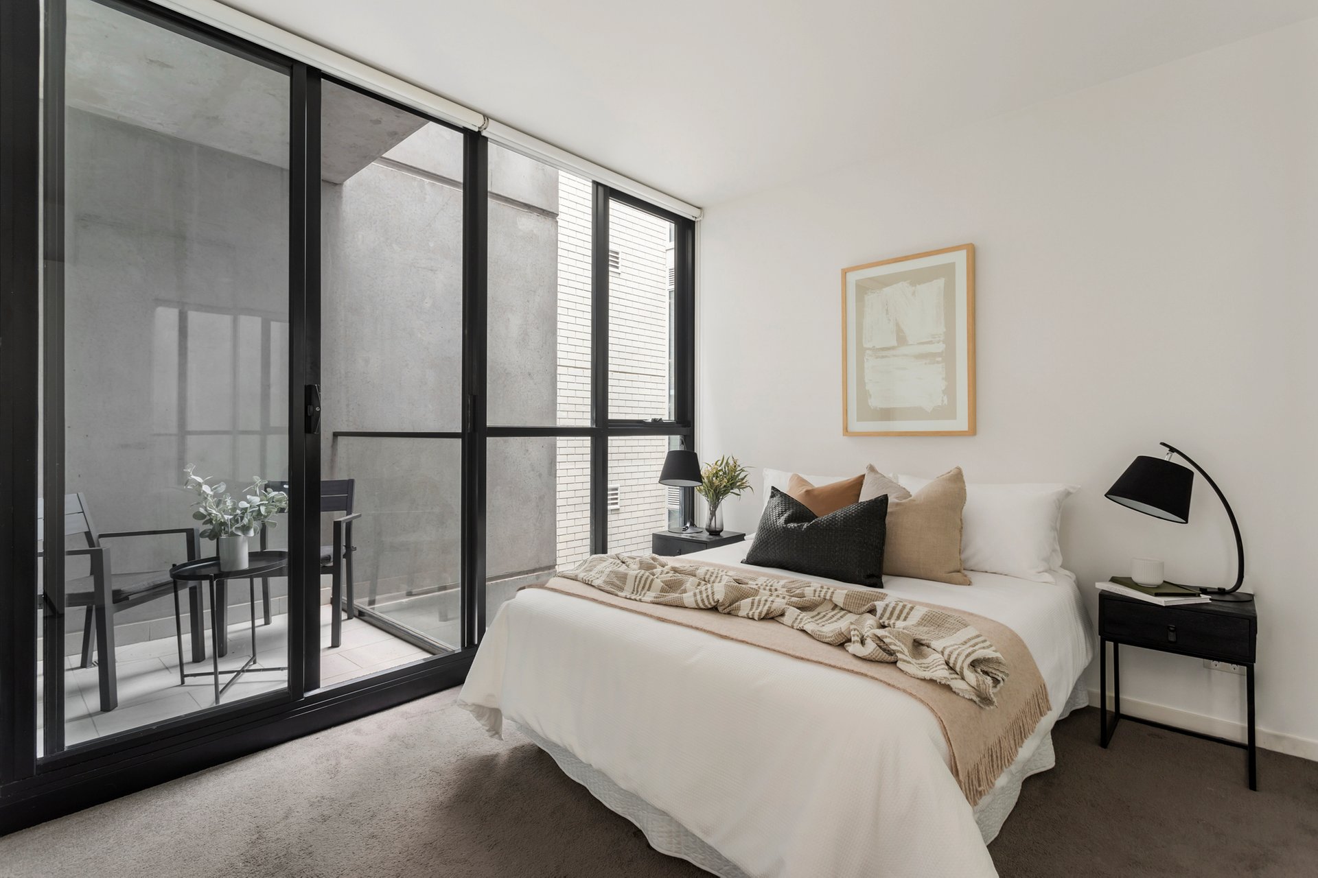 Property Gallery Thumbnail 6