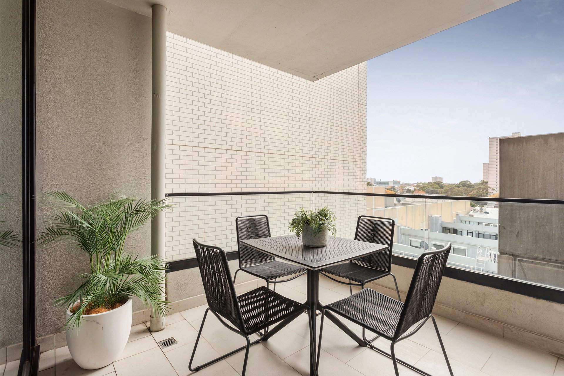 Property Gallery Thumbnail 10