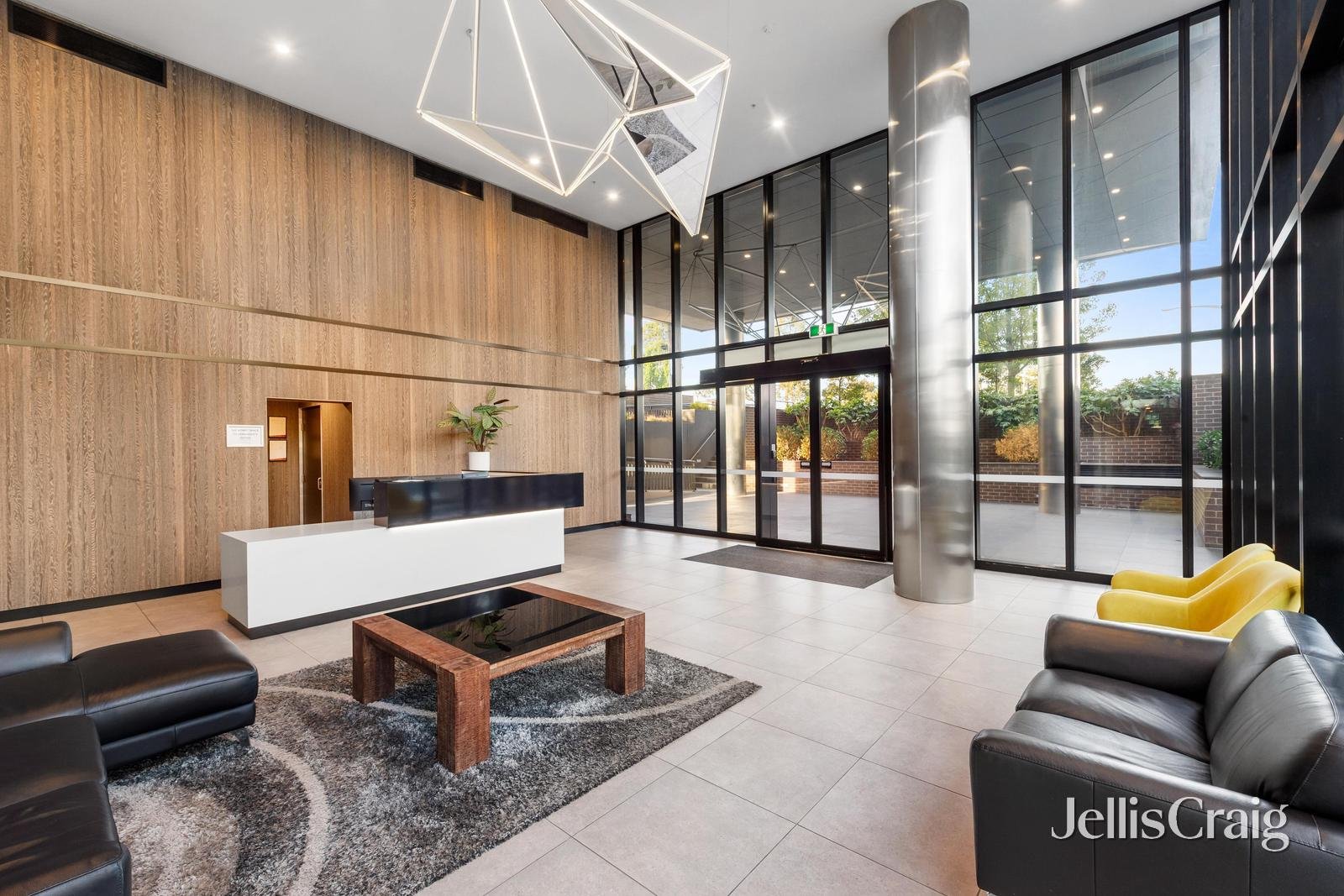 505/5 Sovereign Point Court, Doncaster image 7