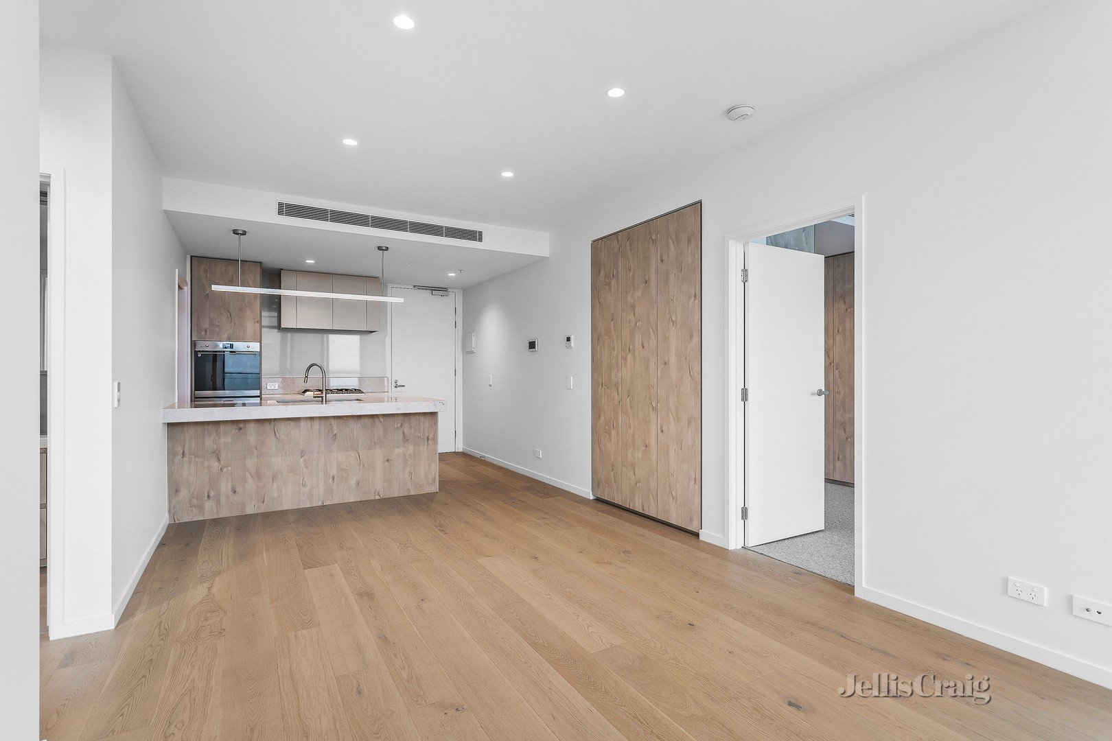 505/7 Windsor Terrace, Williamstown image 3