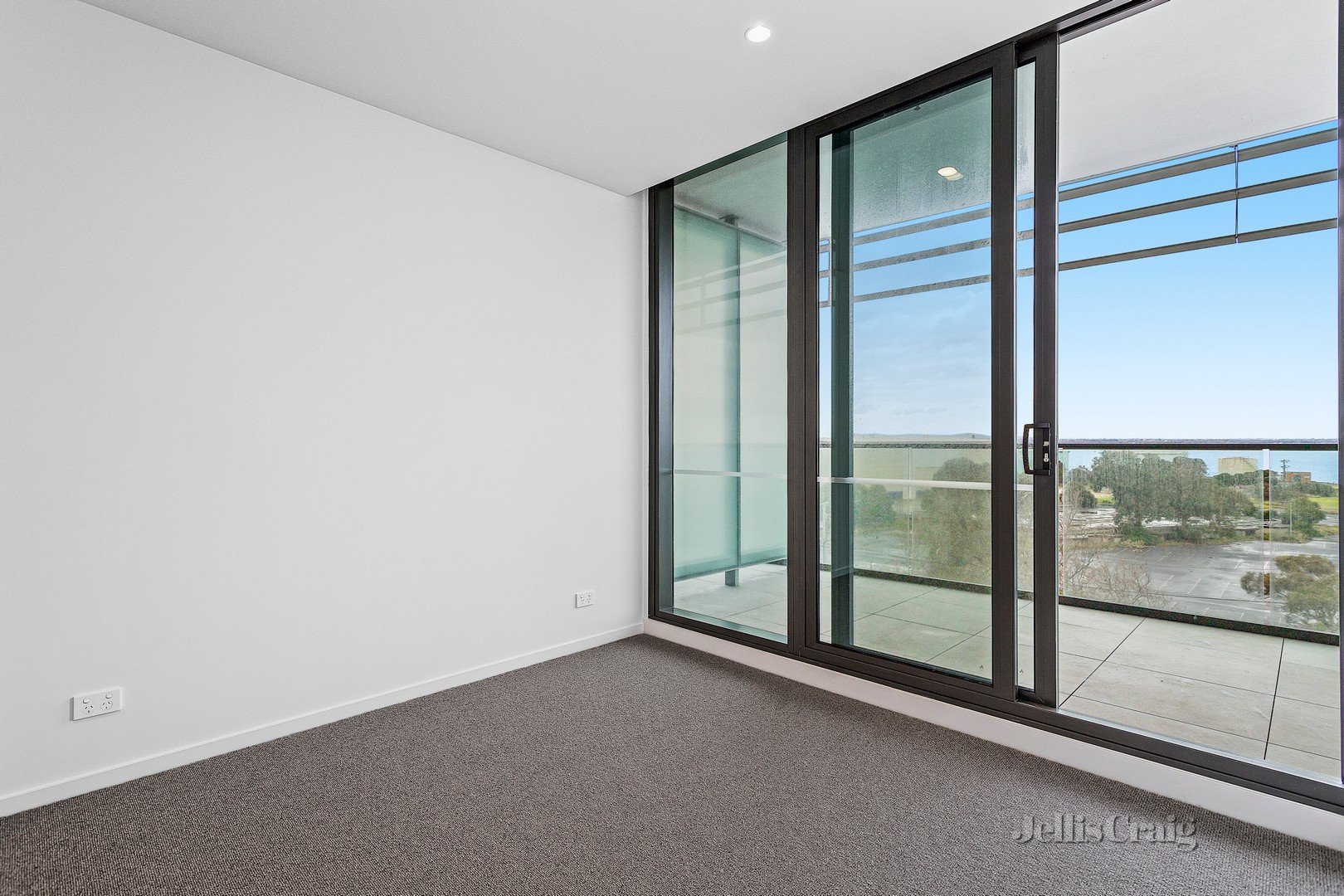 505/7 Windsor Terrace, Williamstown image 6
