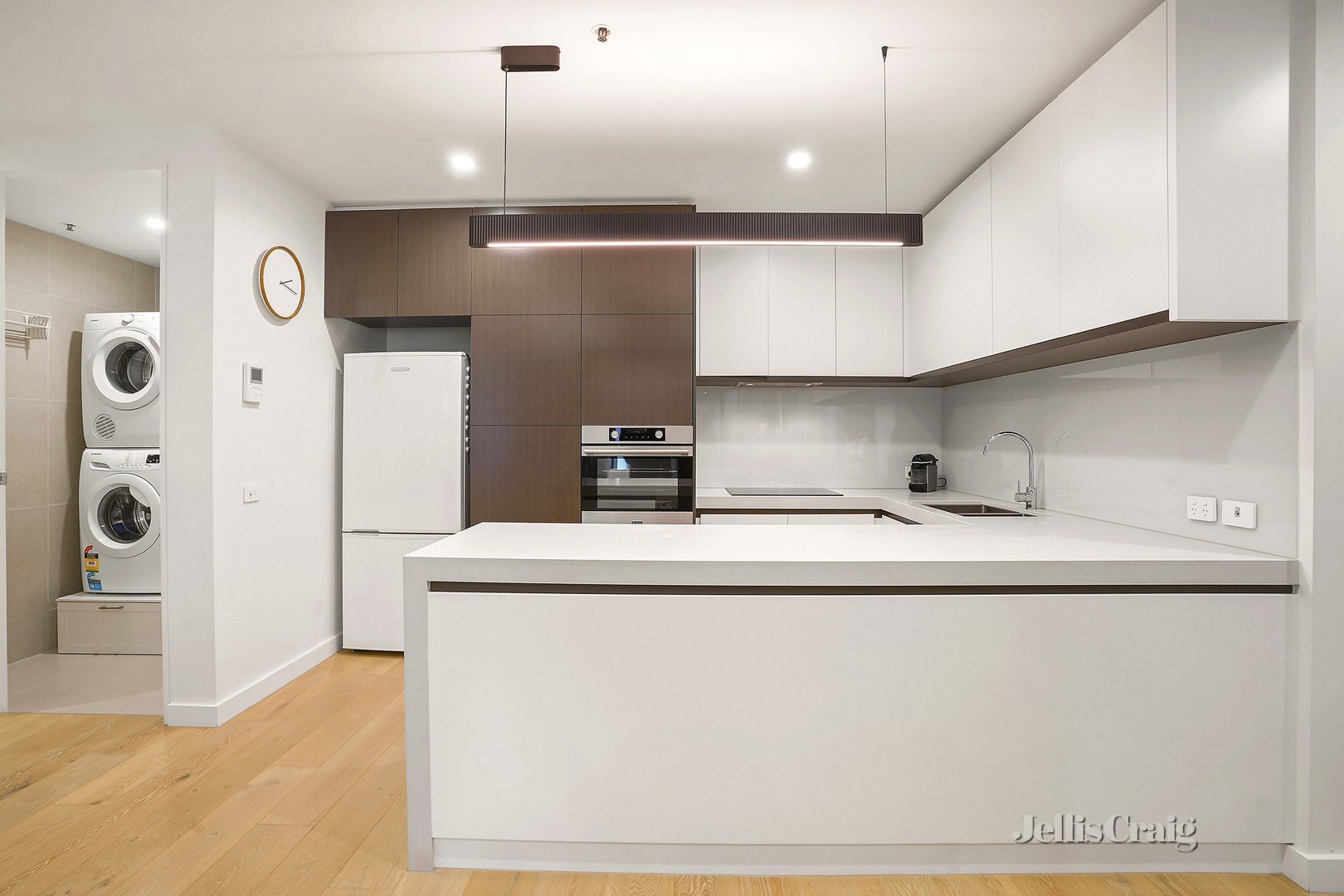 505/7B Remington Drive, Highett image 4