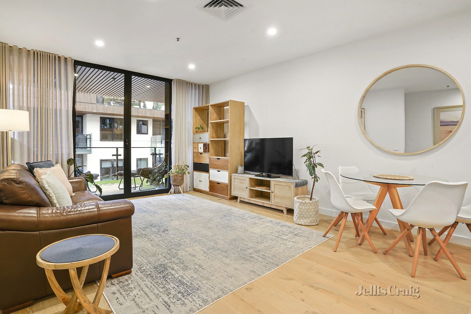 505/7B Remington Drive, Highett image 5