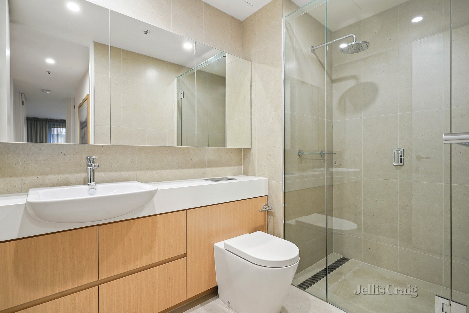 505/7B Remington Drive, Highett image 6