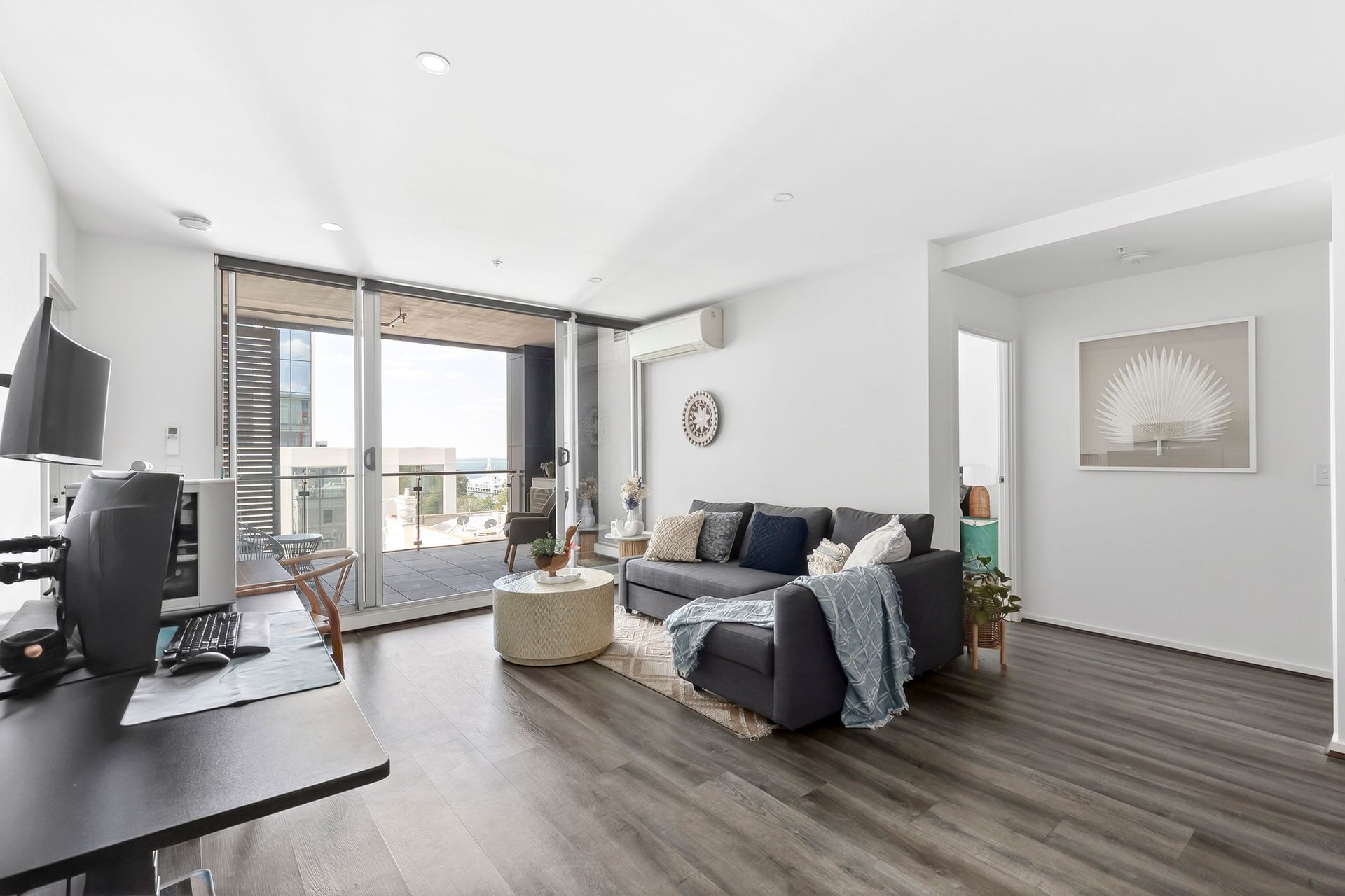 505/8 Gheringhap Street, Geelong image 3