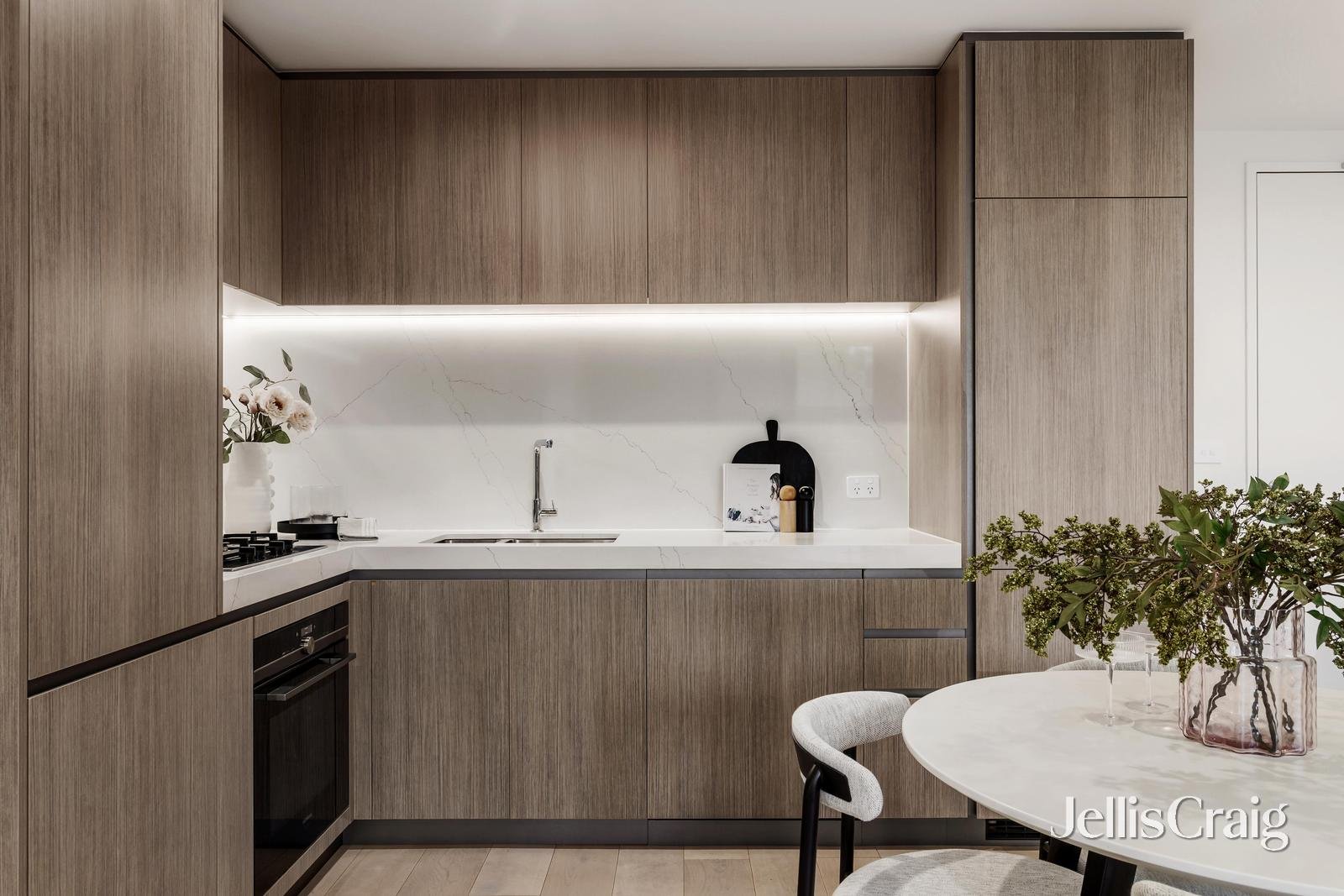 506/1 Drill Street, Hawthorn image 5