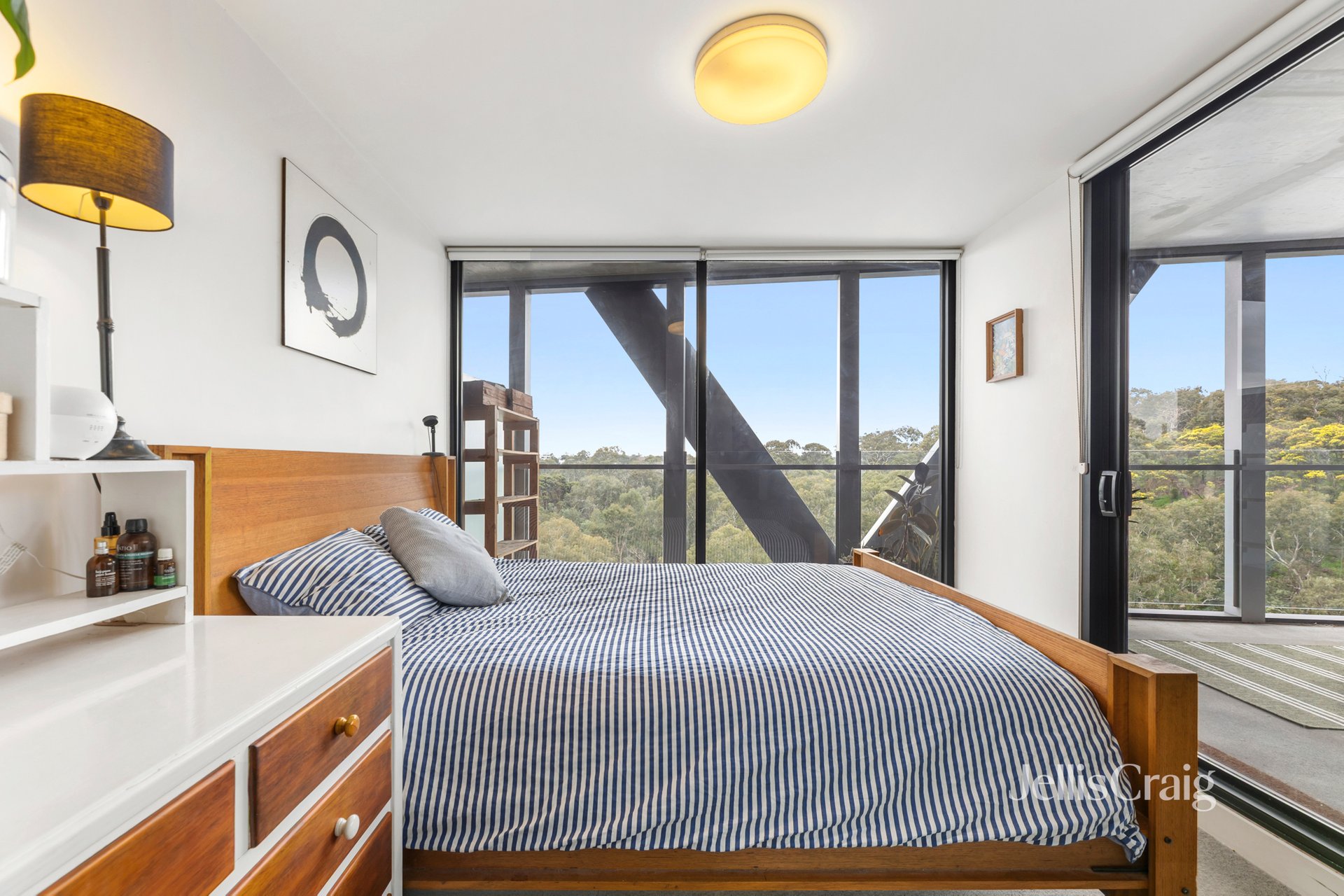 506/10 Trenerry Crescent, Abbotsford image 5