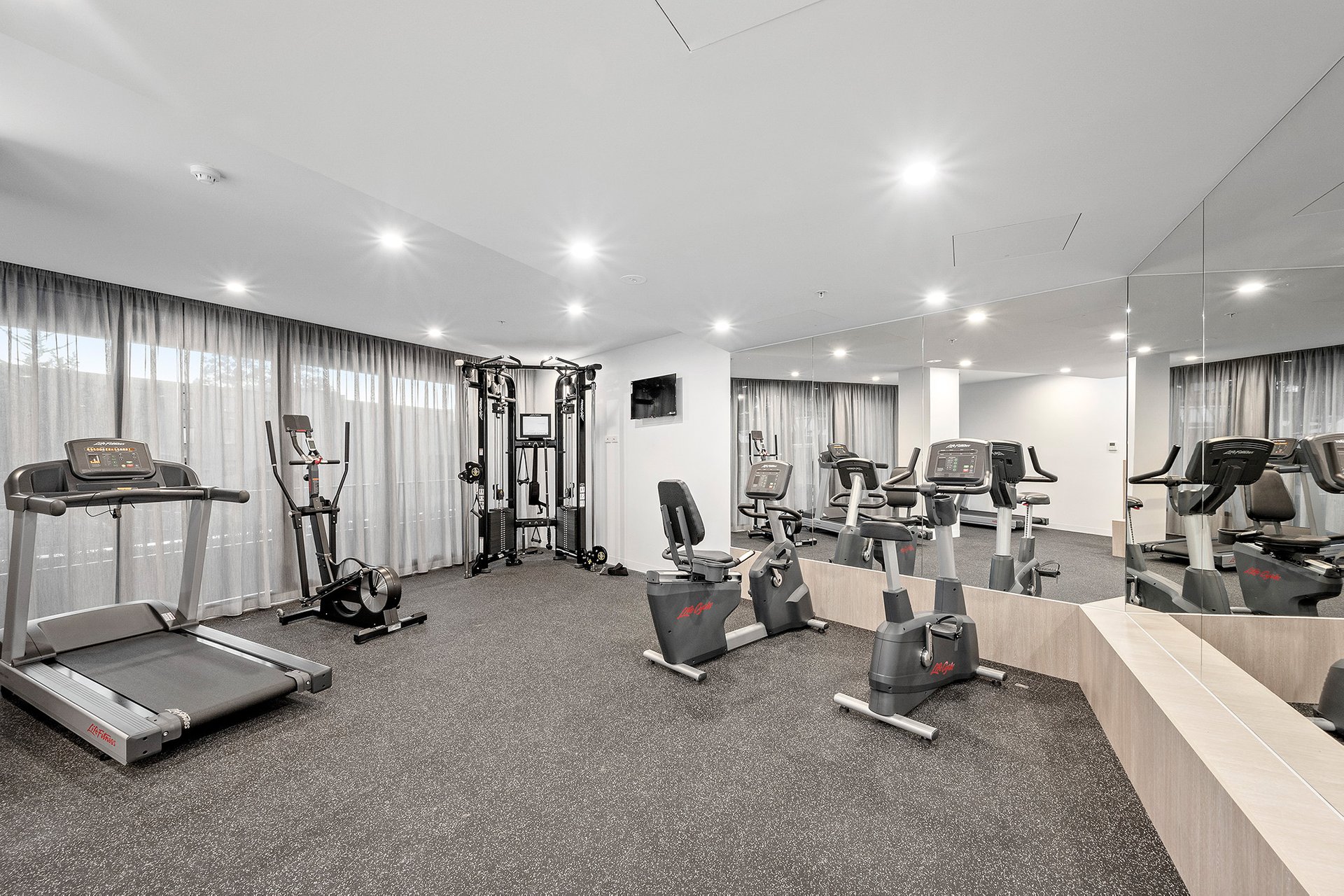 Property Gallery Thumbnail 9
