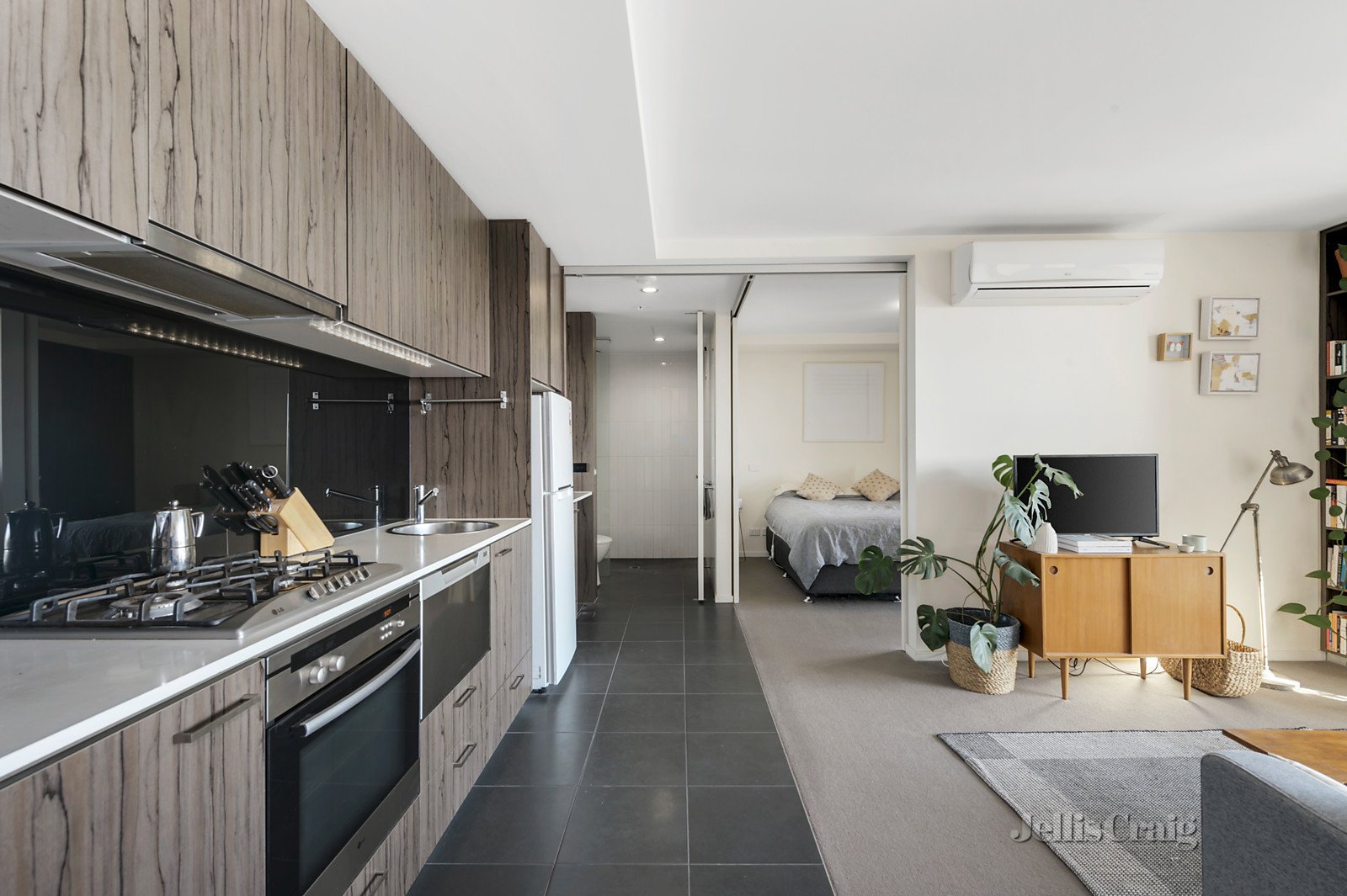 506/1c Michael Street, Brunswick image 2