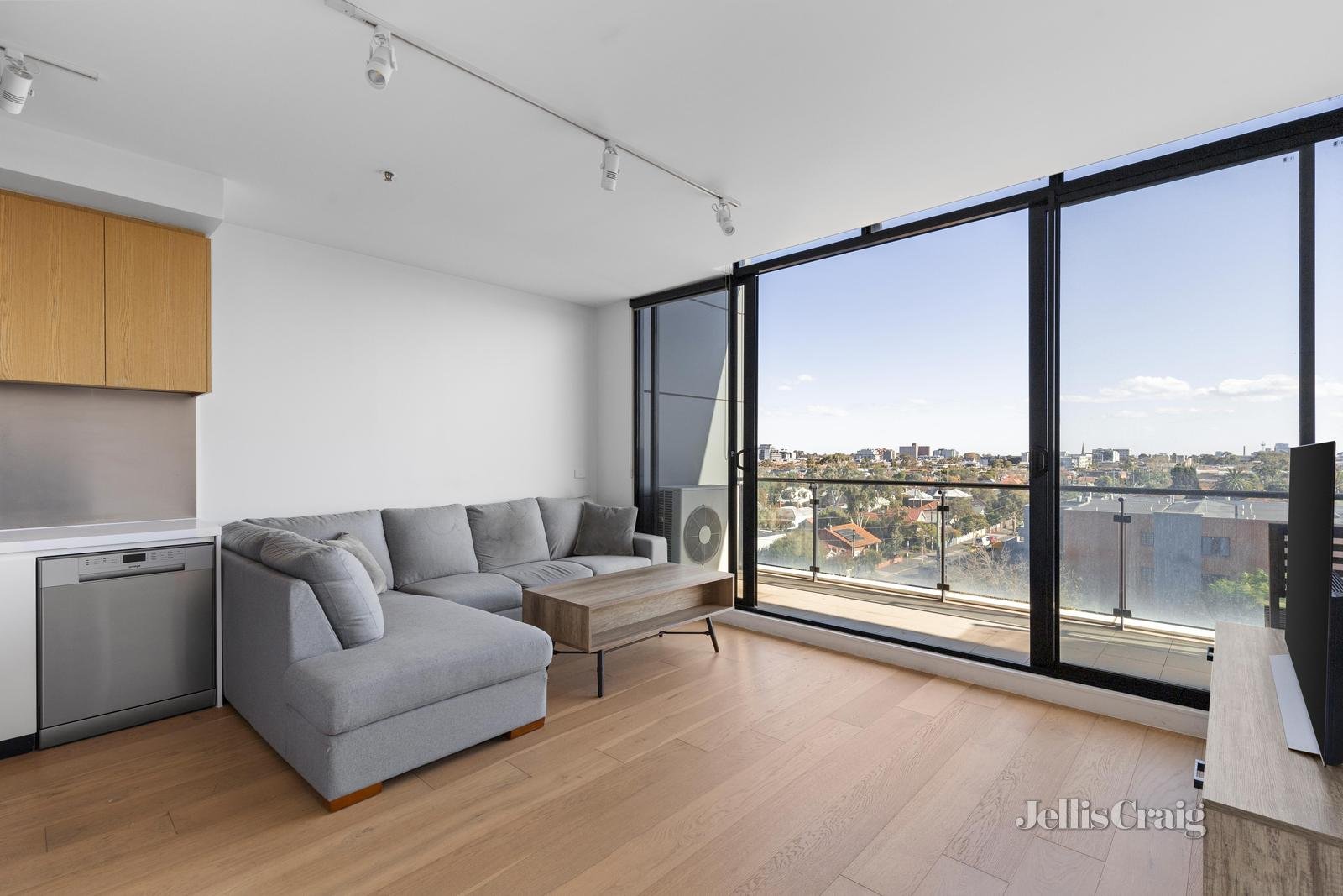 506/200 Lygon Street, Brunswick East image 8