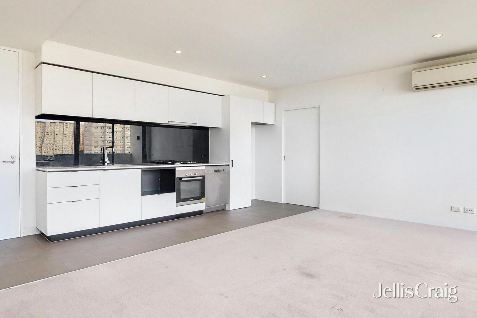 506/255 Racecourse Road, Kensington image 2