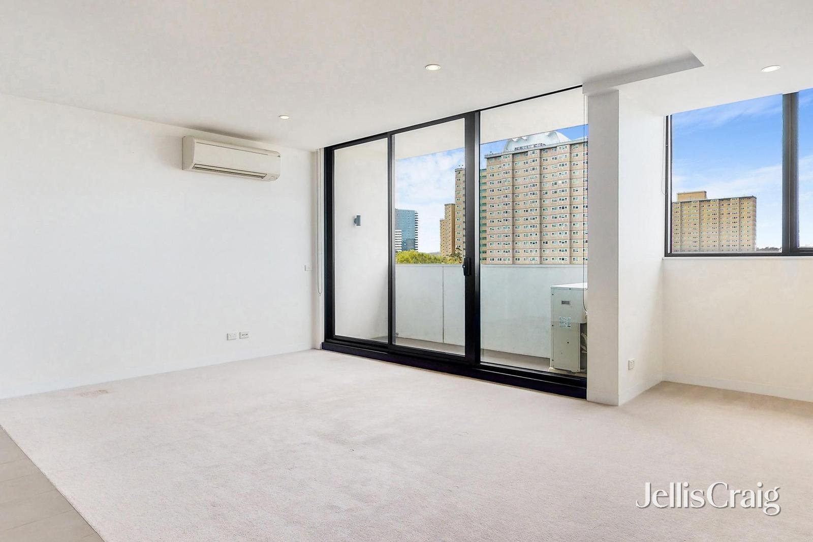 506/255 Racecourse Road, Kensington image 5