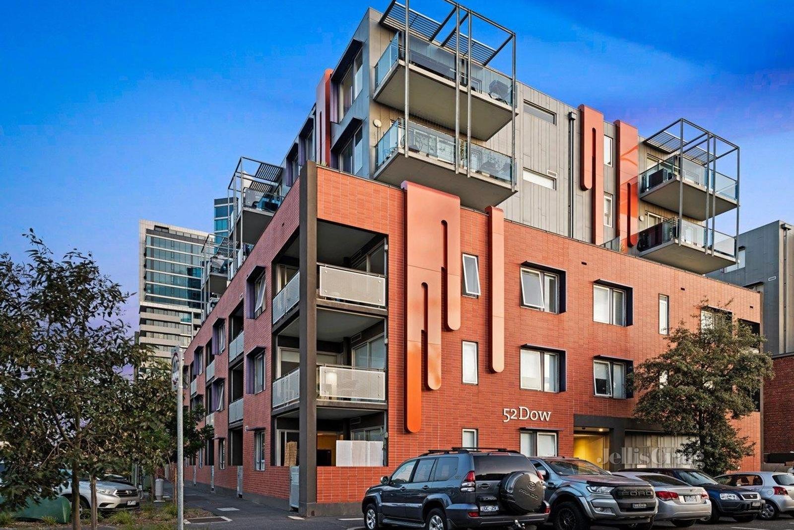 506/52 Dow Street, Port Melbourne image 3