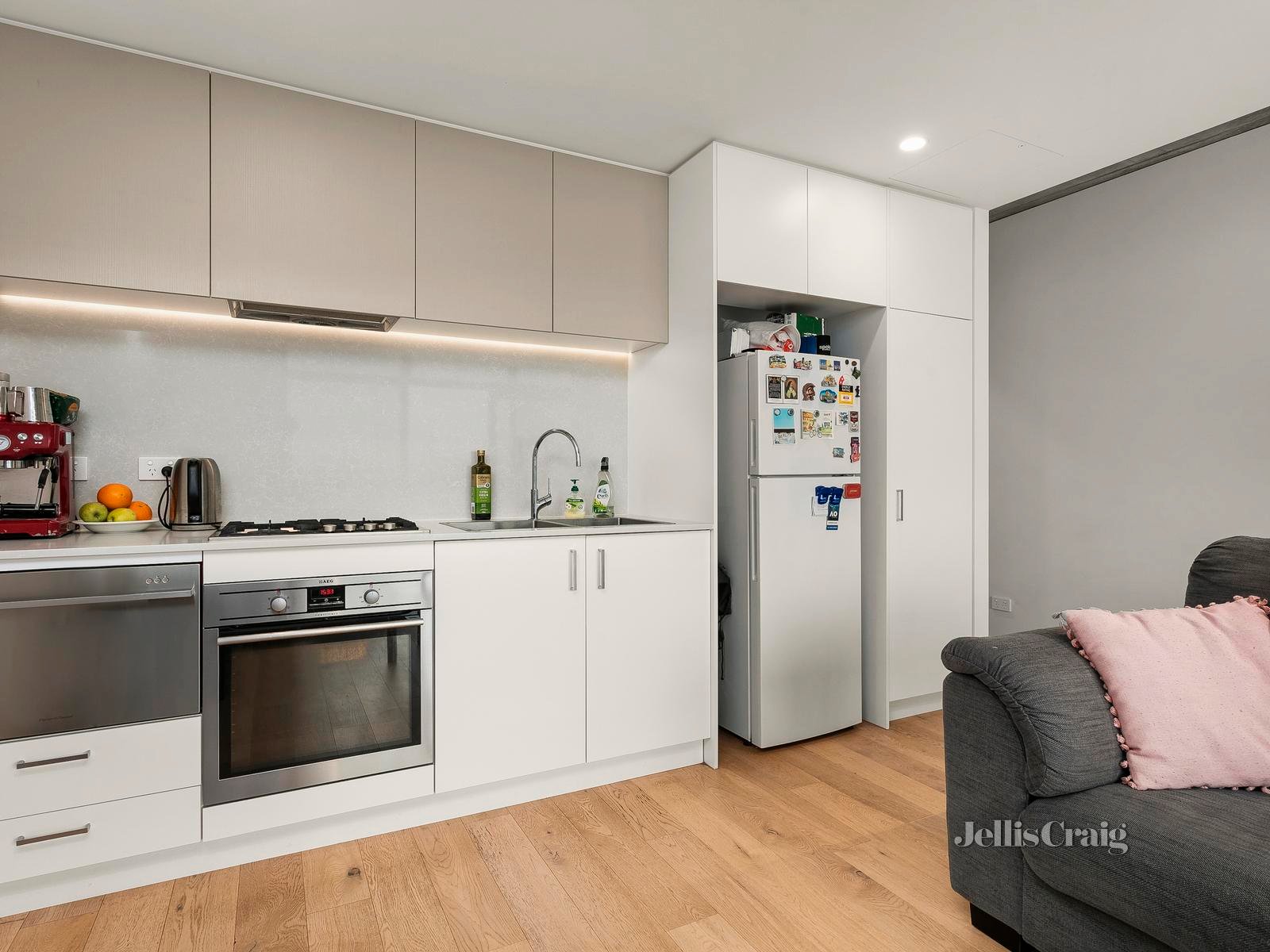 506/77 Hobsons Road, Kensington image 6