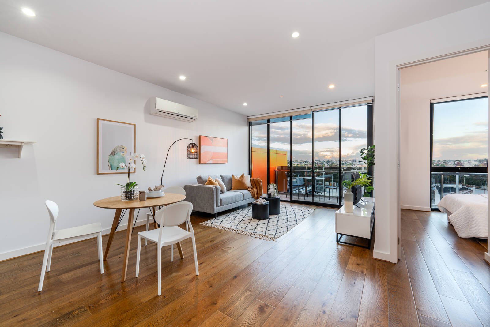 Property Gallery - Main Image