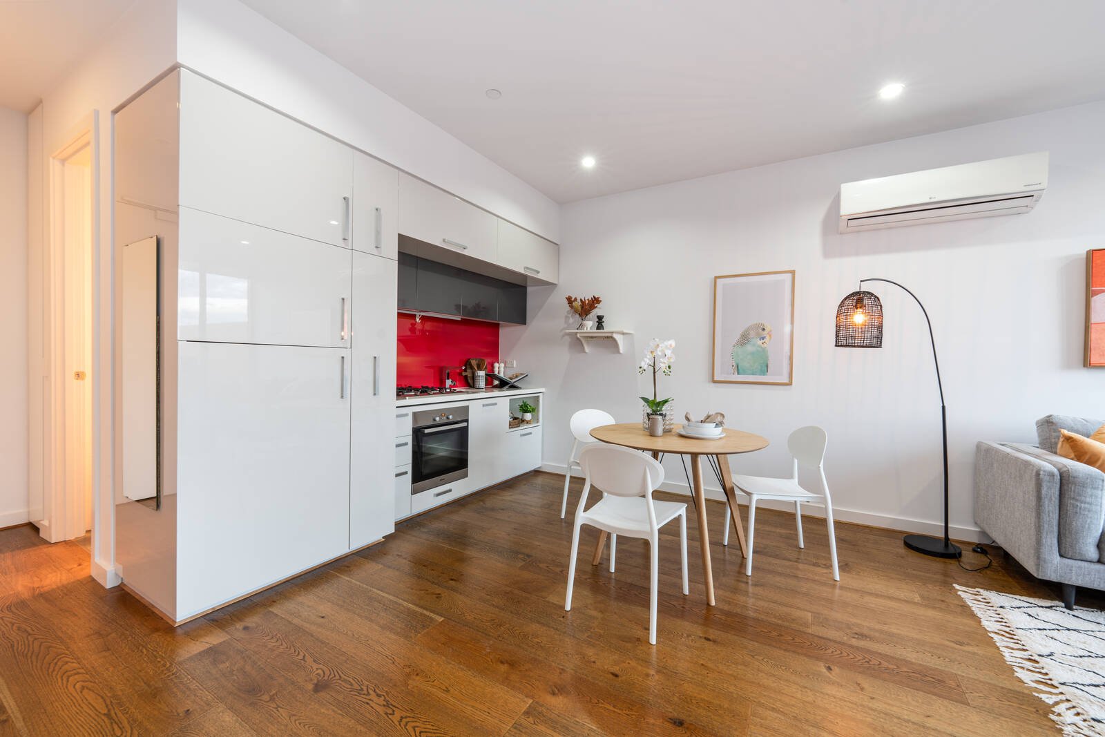 Property Gallery Thumbnail 3