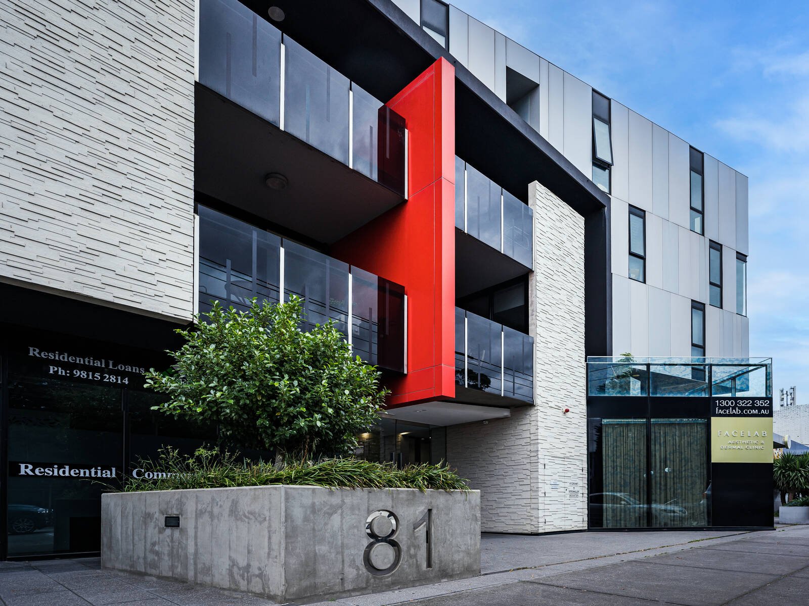 Property Gallery Thumbnail 11