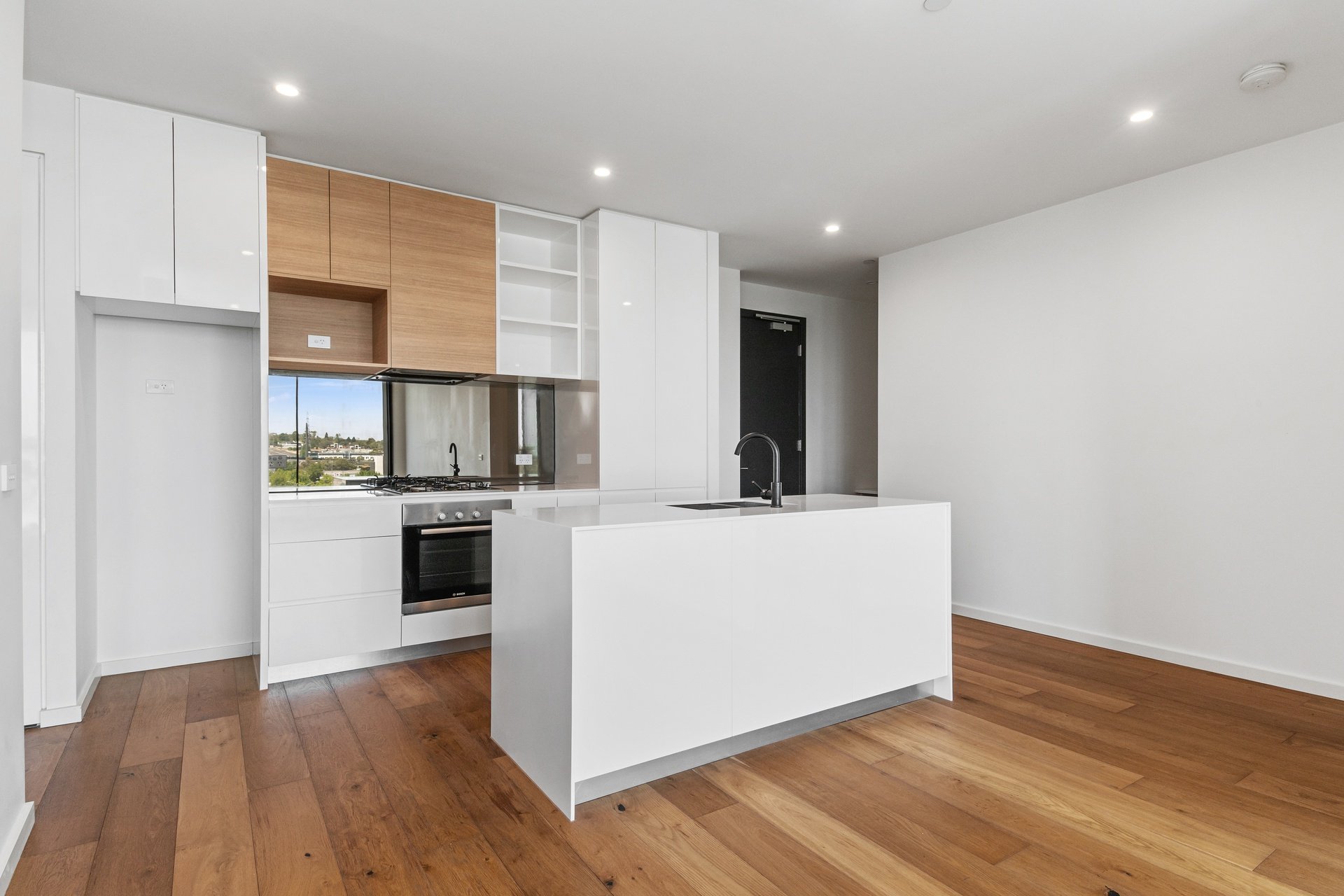 506/92 Maroondah Hwy, Ringwood image 2